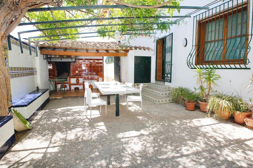 Great home with AC, pool and BBQ view 5