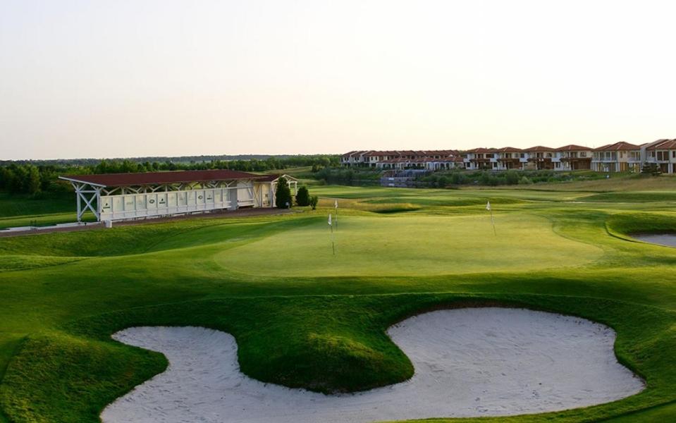 Lighthouse Golf Resort & Spa Apartments