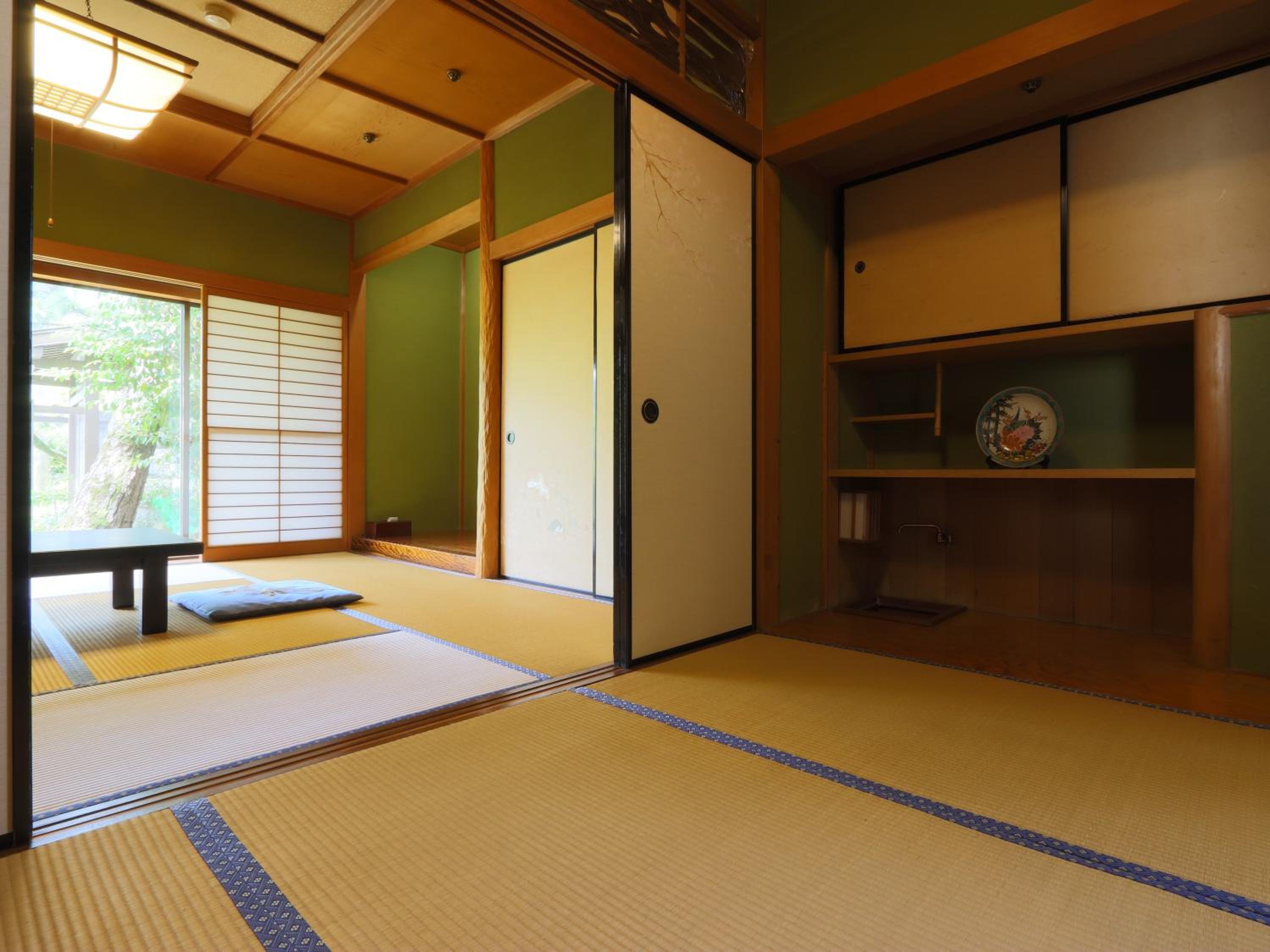 Ryokan Karasawa