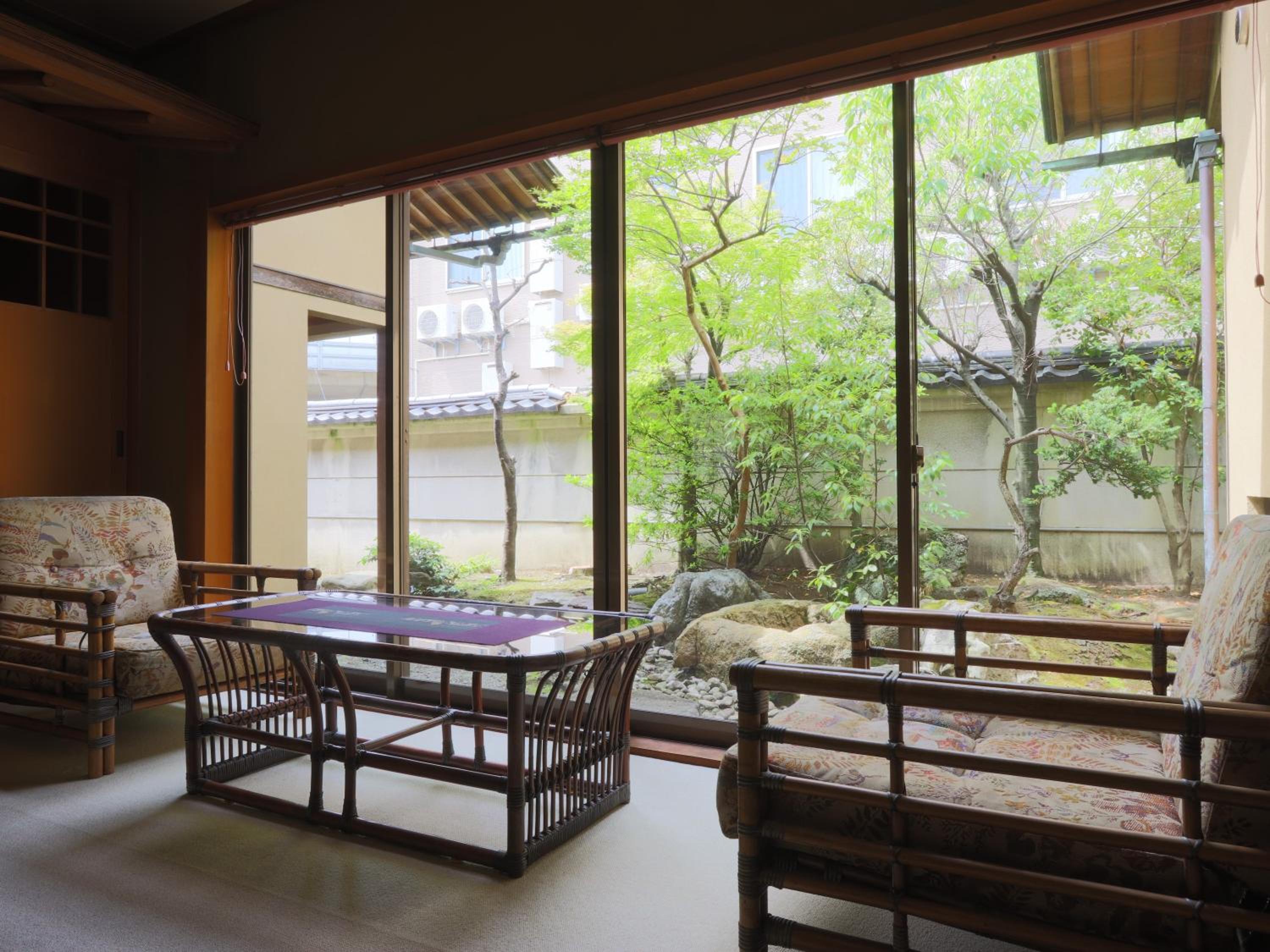Ryokan Karasawa