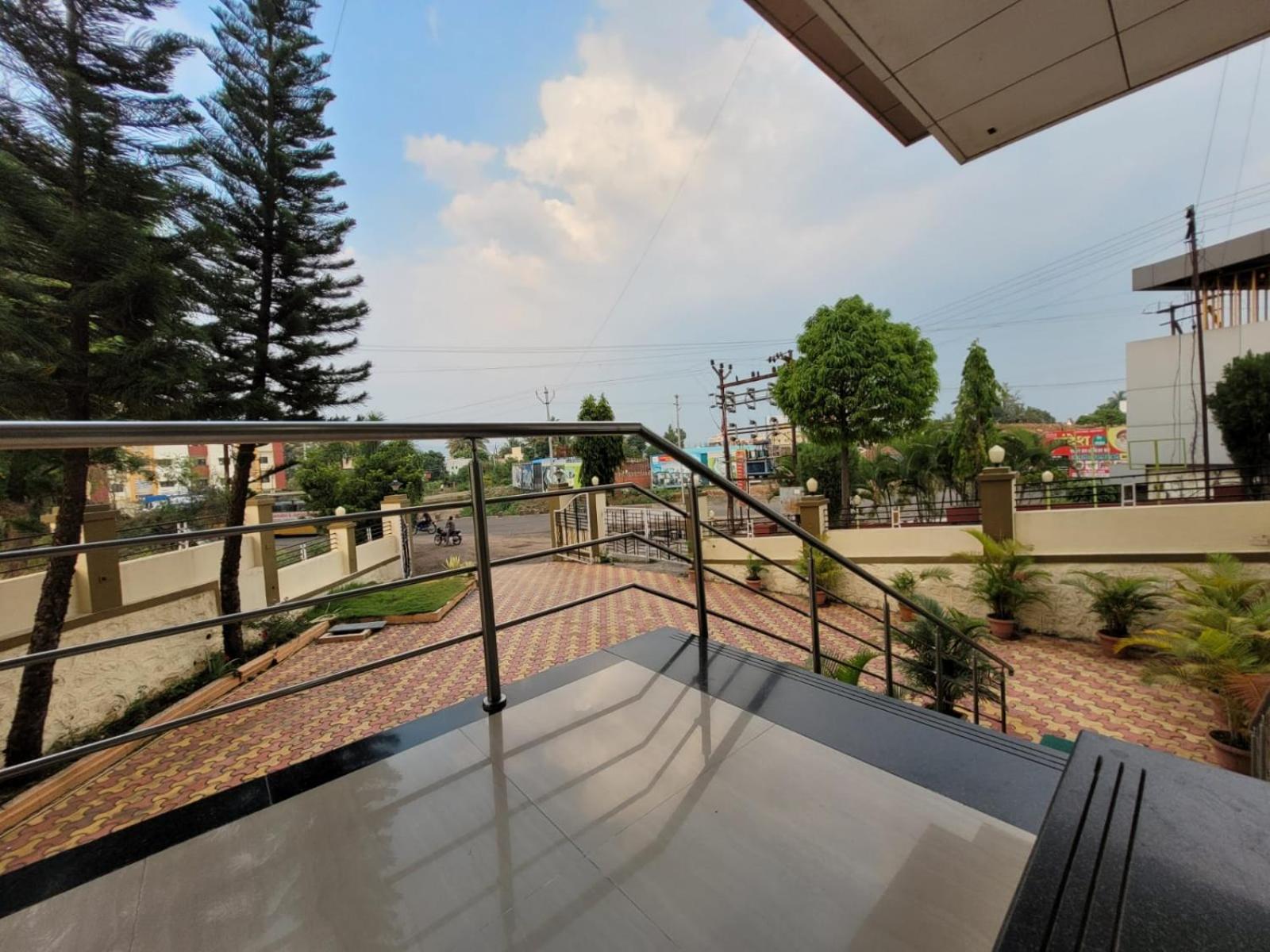 Sandesh Resort