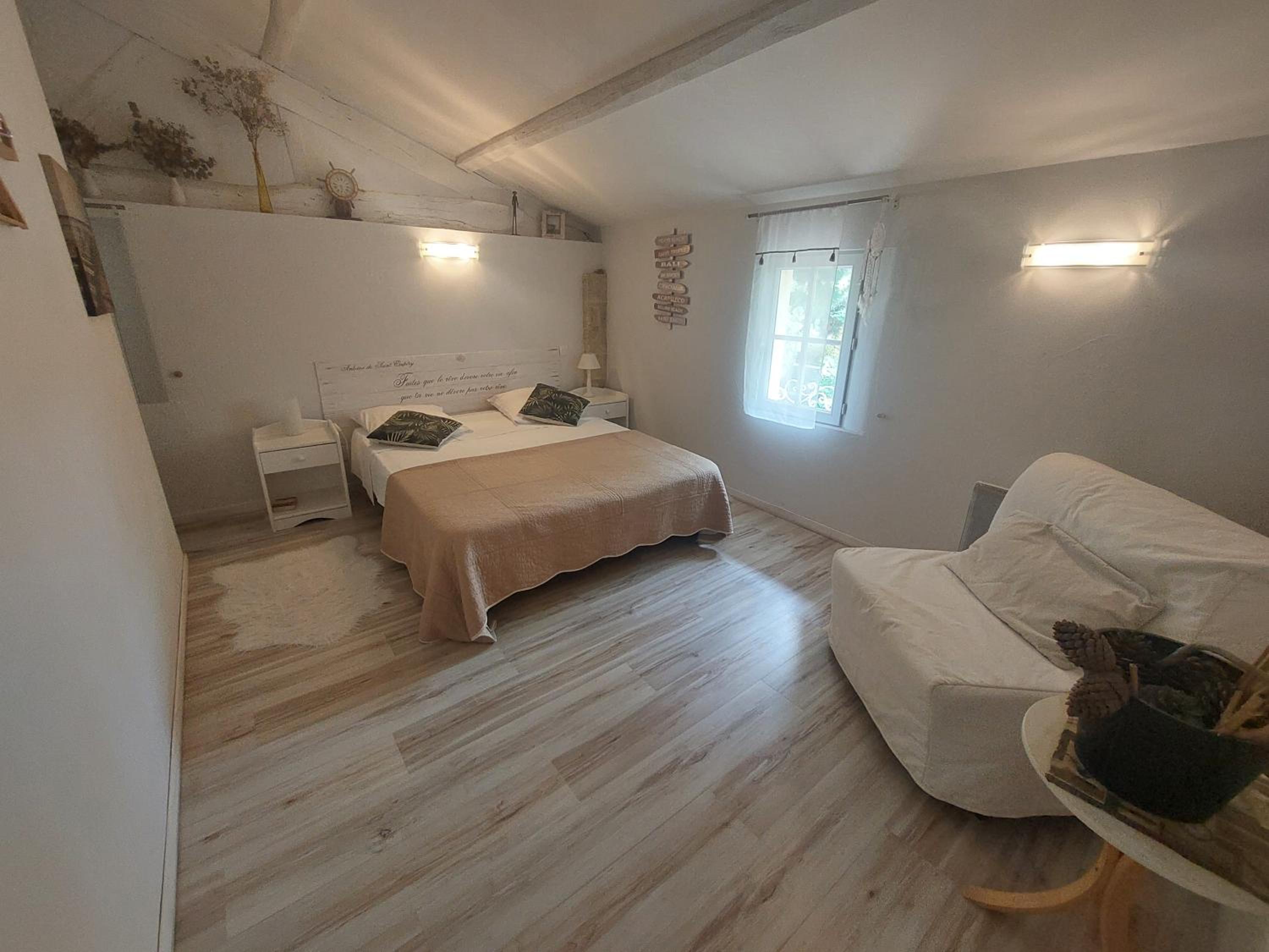 Le Manoir Lacustre