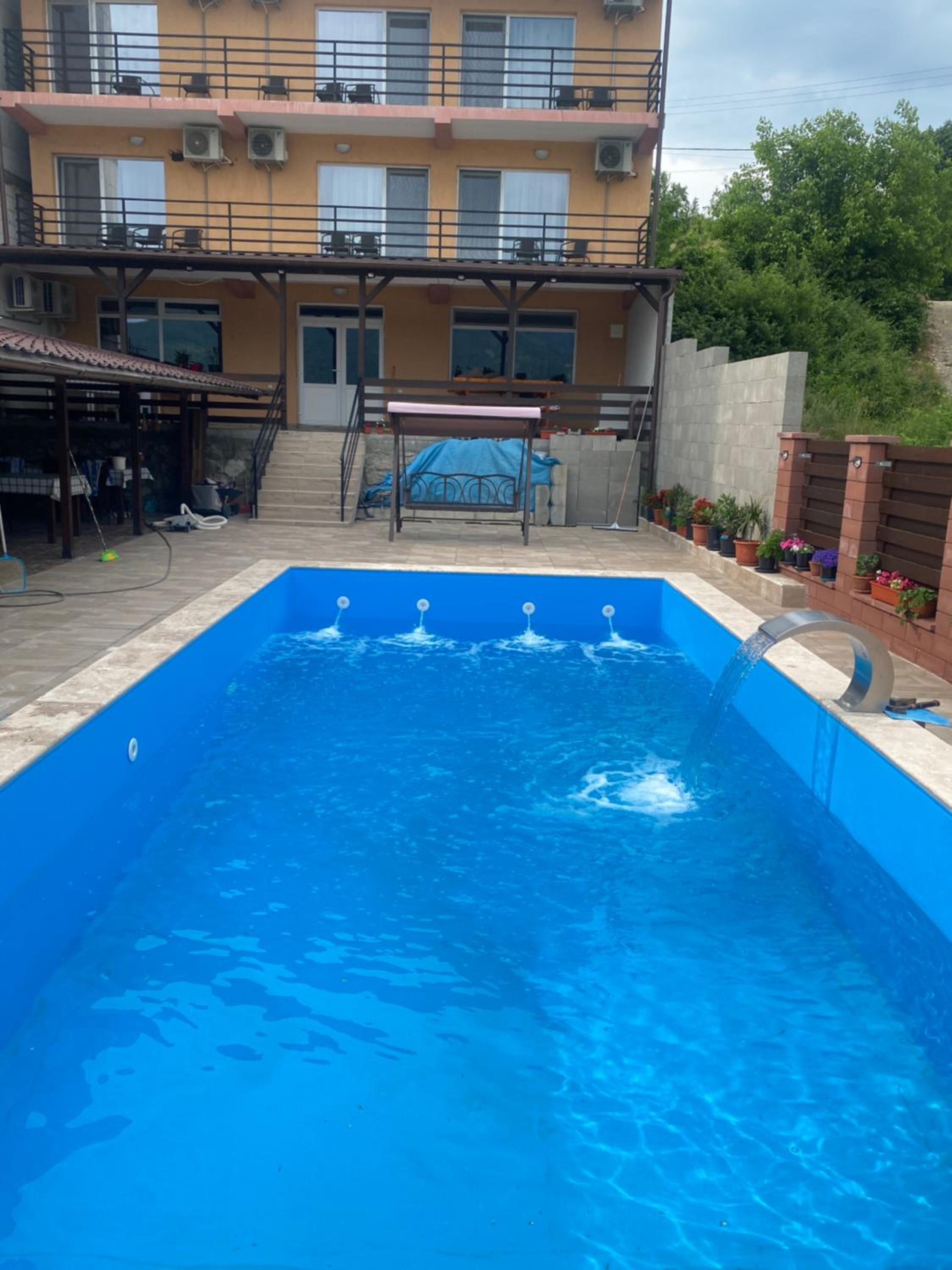 Photo 11