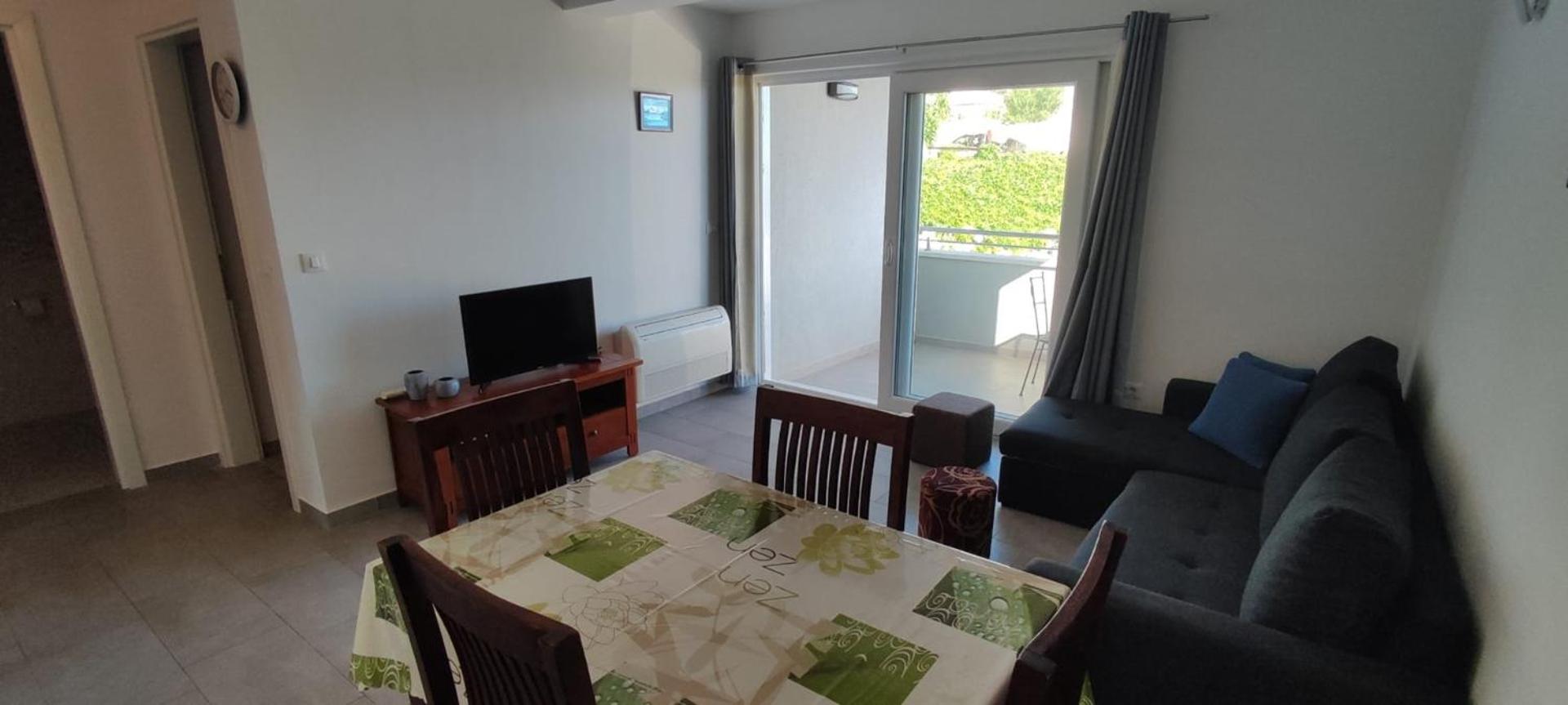 Apartments Lora
