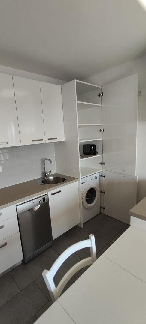 Apartments Lora