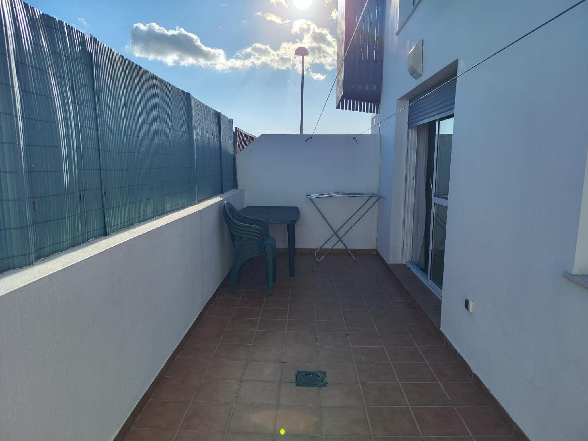 Coqueto apartamento con garaje en Conil