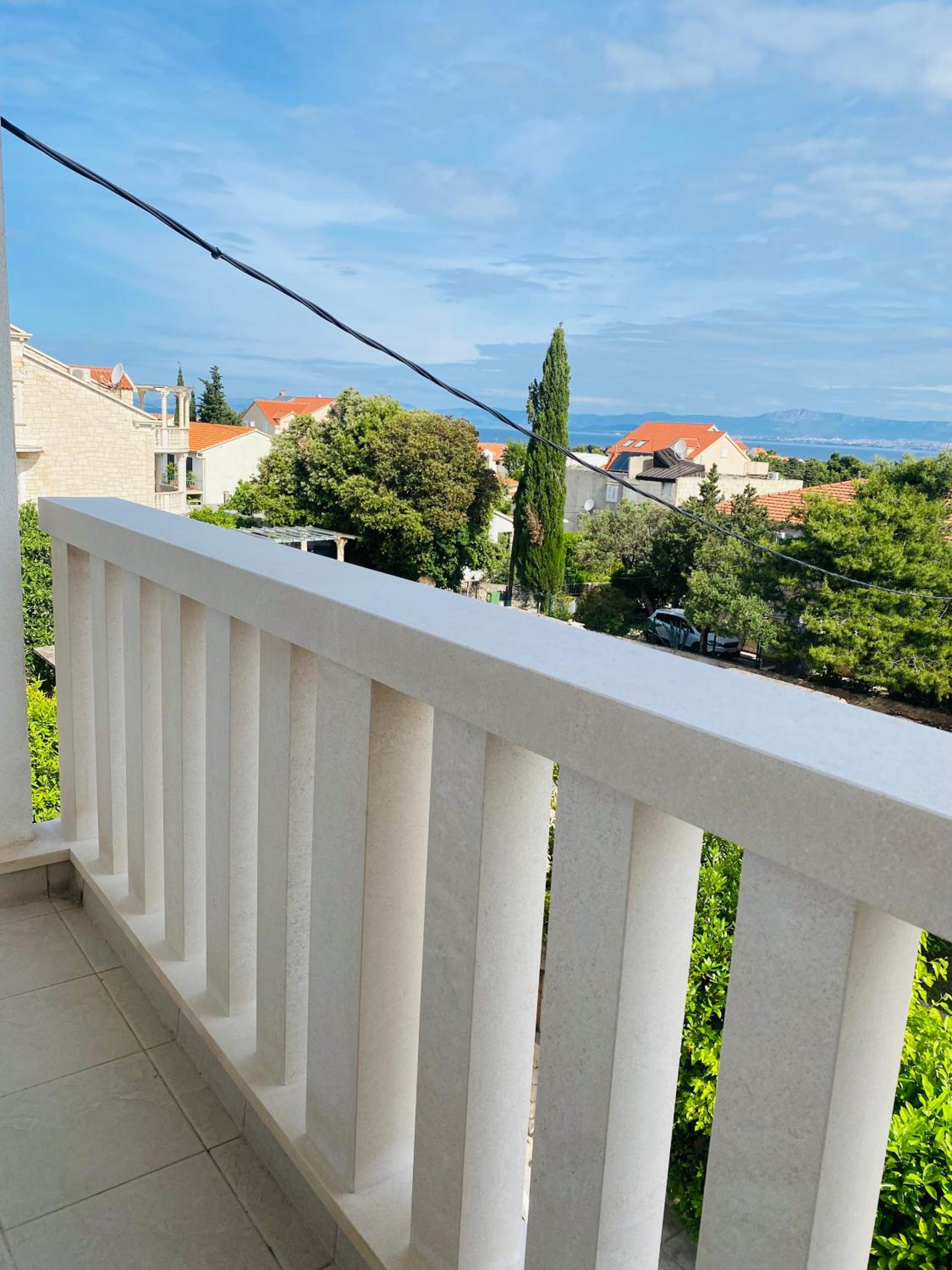 Karina Apartments