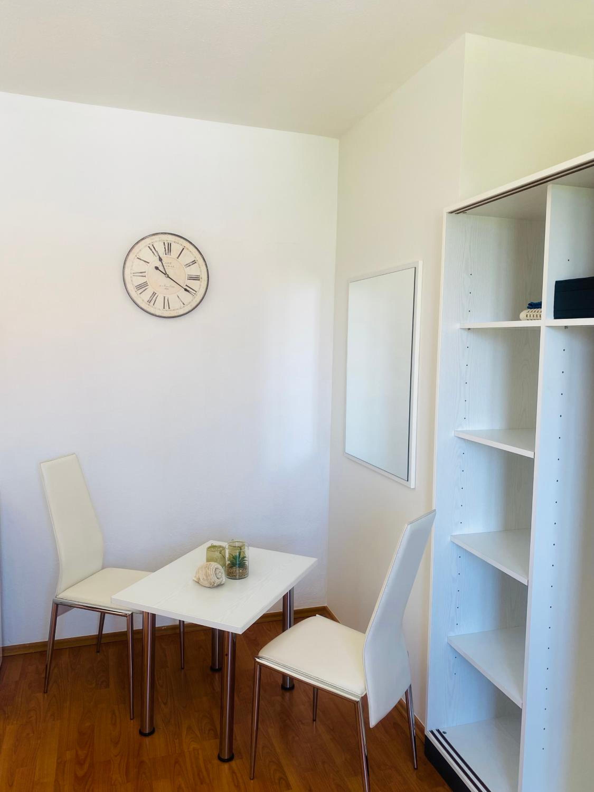 Karina Apartments