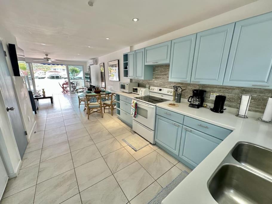 Villa 218E Jolly Harbour