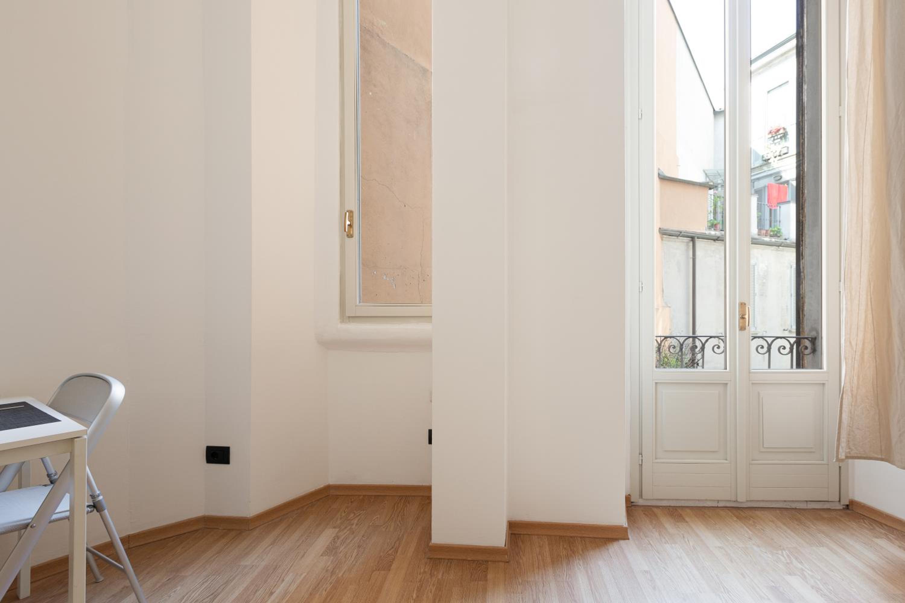 GuestHost - Central Studio APTS Milano-Corso Magenta