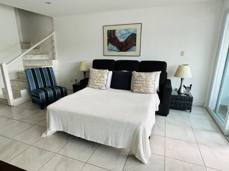 Villa 218E Jolly Harbour