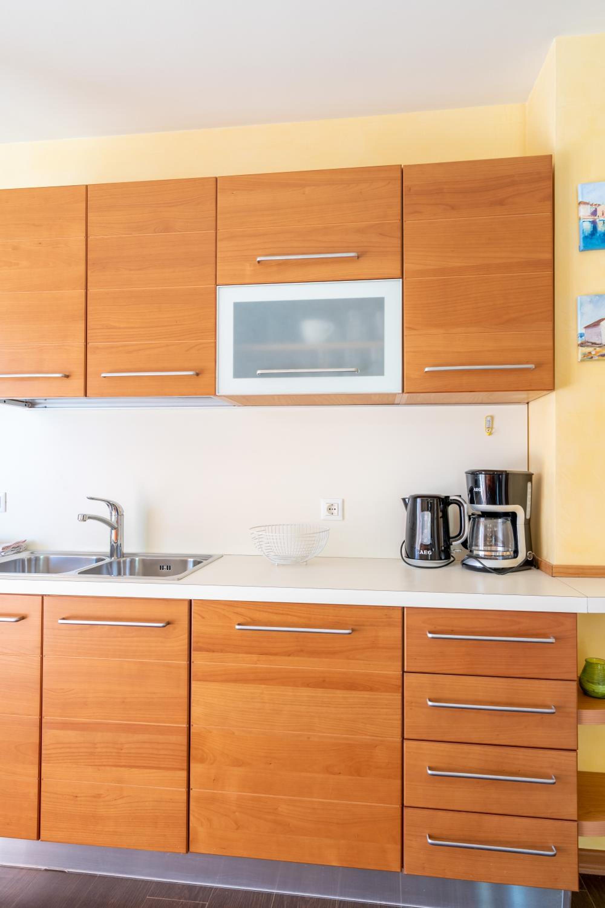 Charming Orange Apartment with Private Pool and Garden Oasis view 5