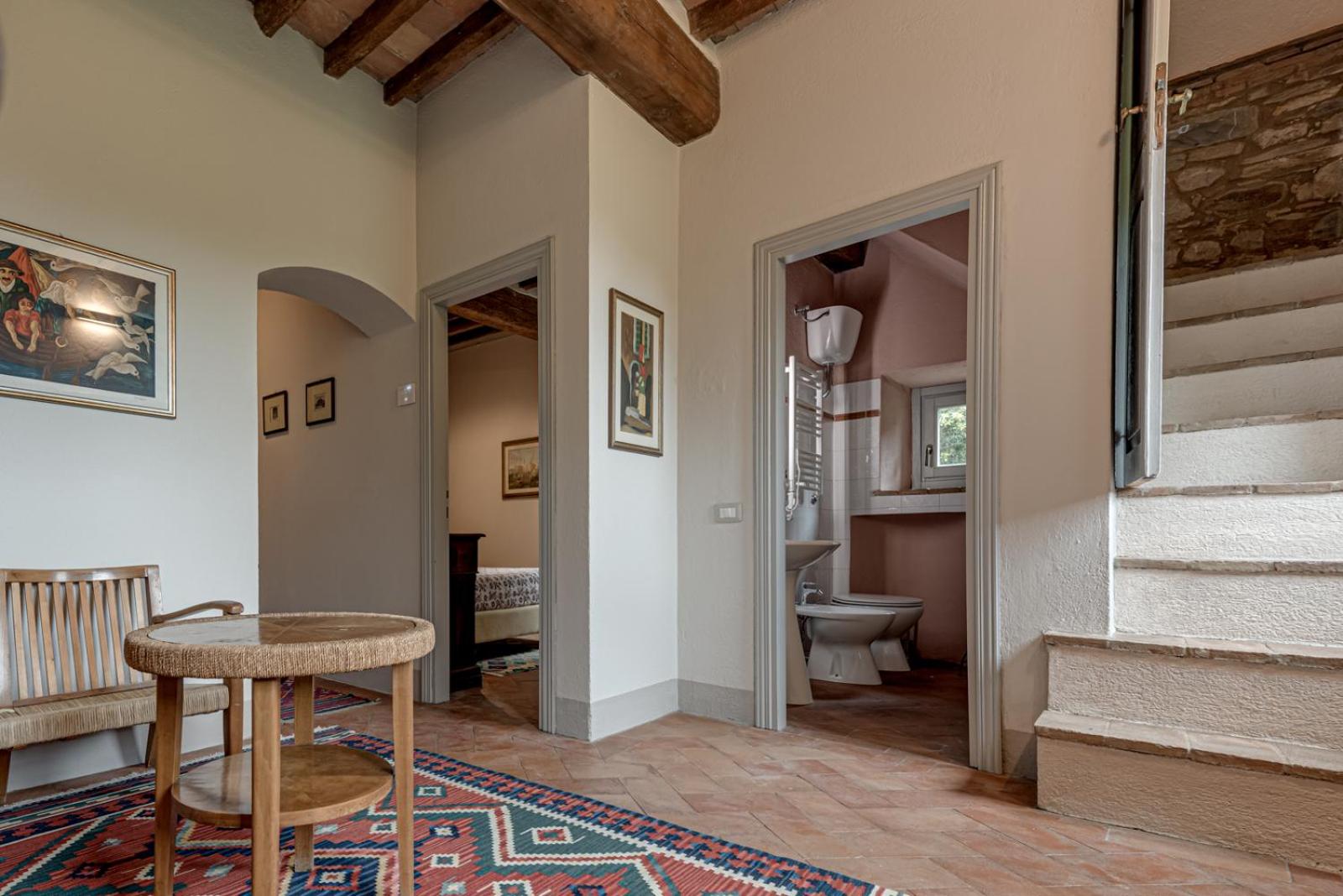 Photo 196