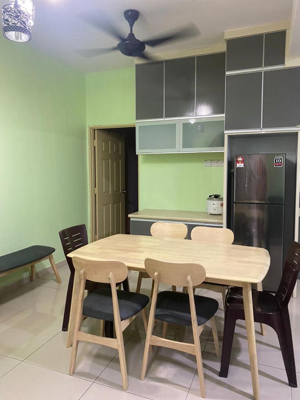 NO 5 NAZIRIN HOMESTAY Tmn Desa Manjung photo 8