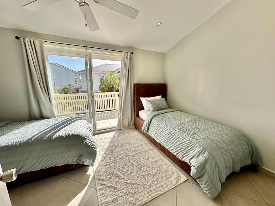 Sunshine Villa