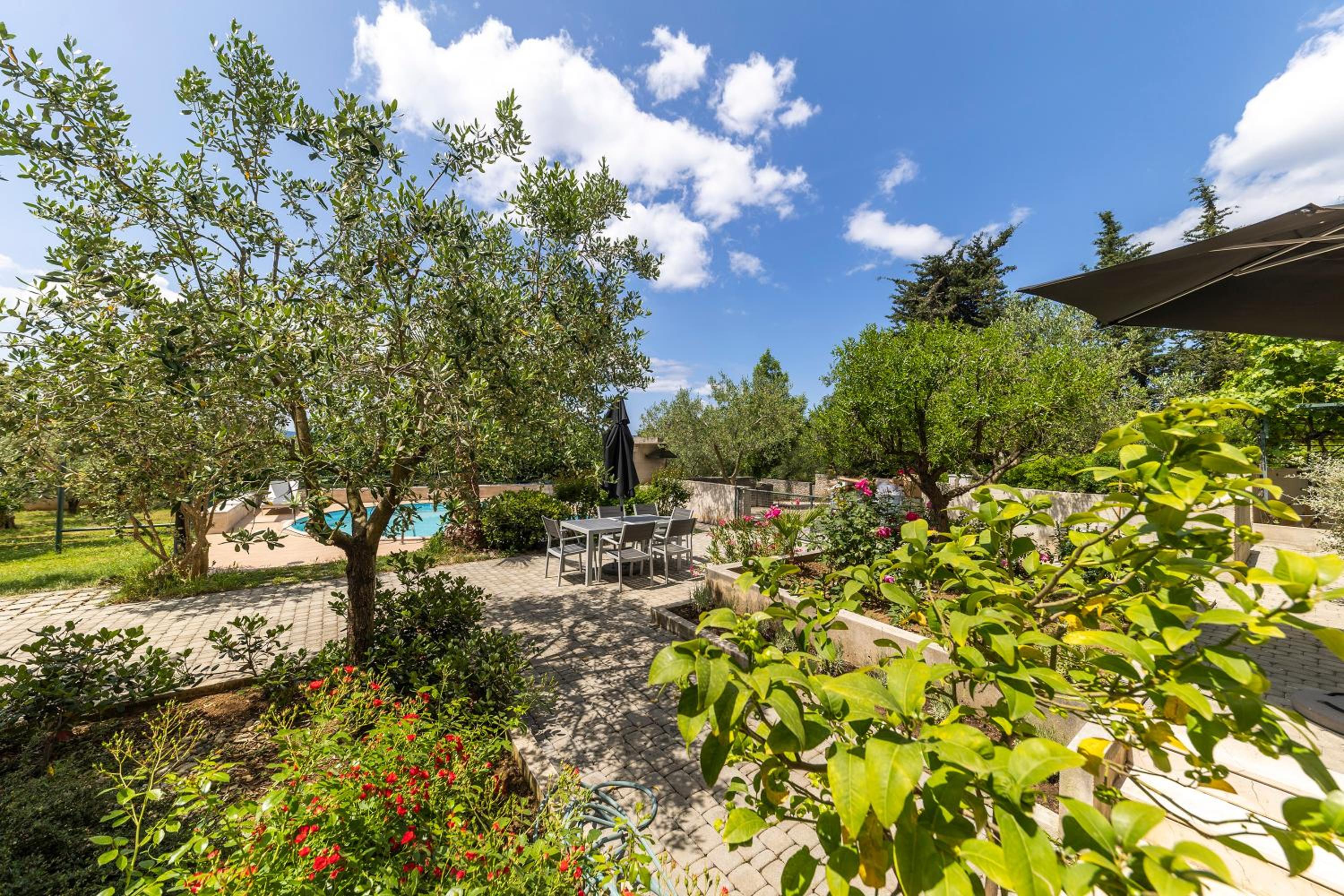 Apartments Vallis Rabiosa by Adex Travel view 3