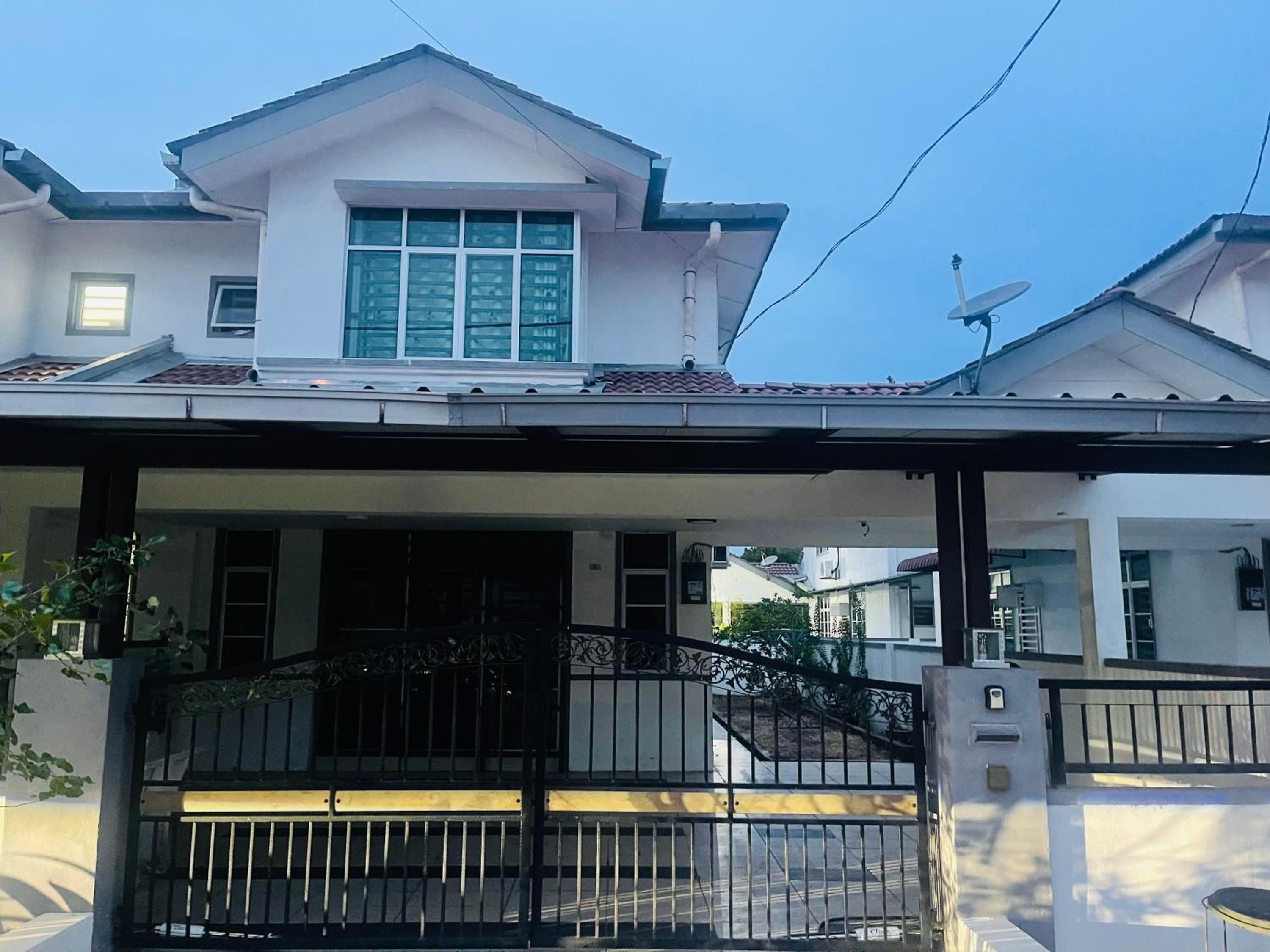 NO 5 NAZIRIN HOMESTAY Tmn Desa Manjung photo 7