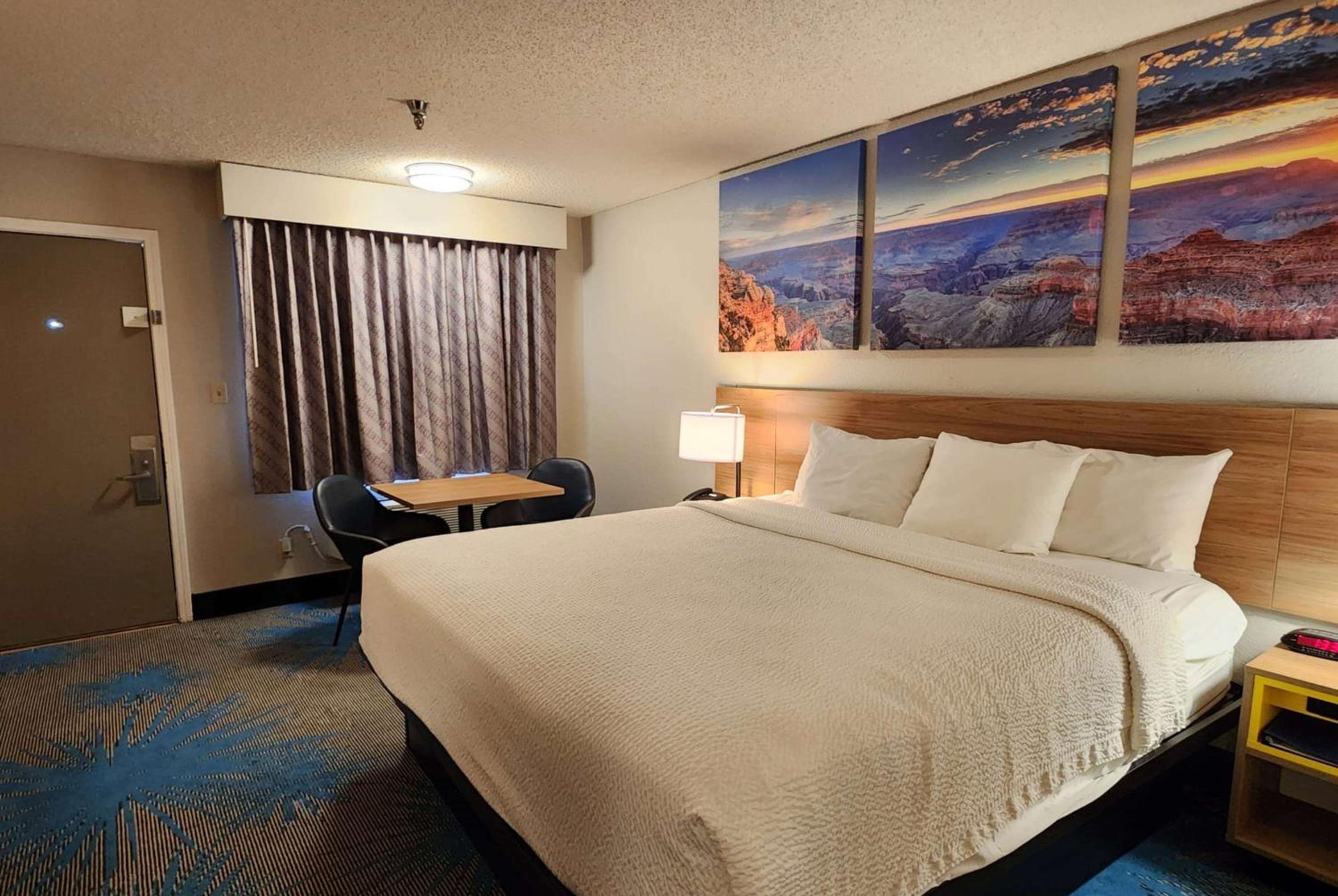 Tucumcari Vacations - Days Inn by Wyndham Tucumcari - Property Image 3
