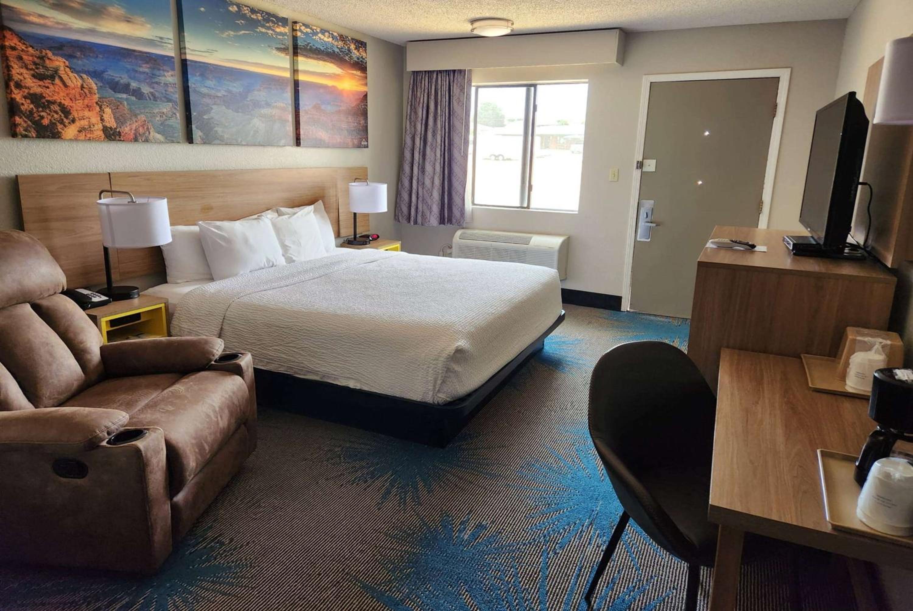 Tucumcari Vacations - Days Inn by Wyndham Tucumcari - Property Image 7