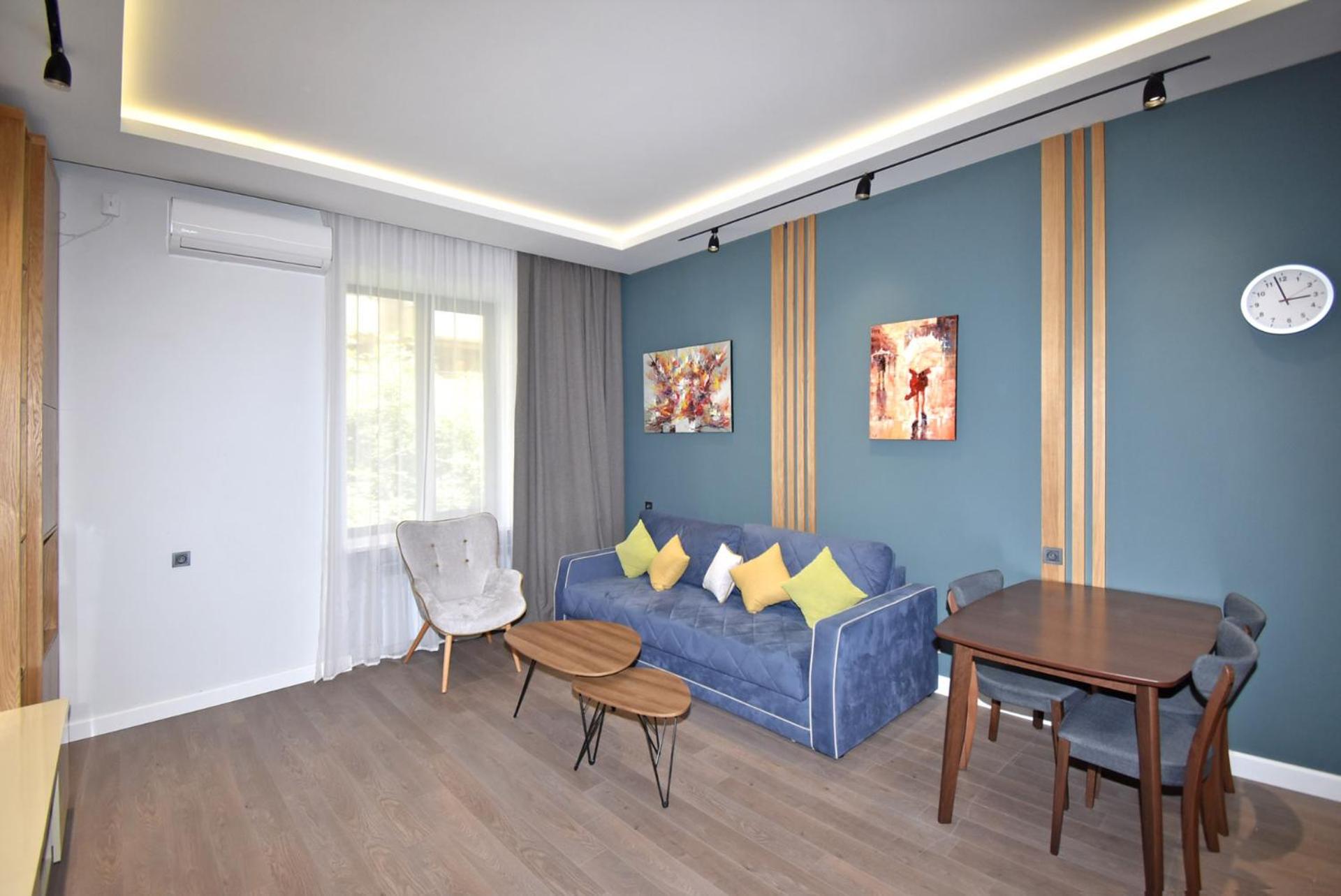 Northern Avenue. 1 bedroom Modern, Euro Renovated apartment TT198