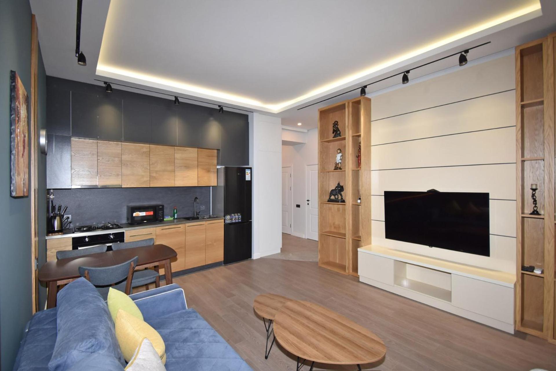 Northern Avenue. 1 bedroom Modern, Euro Renovated apartment TT198