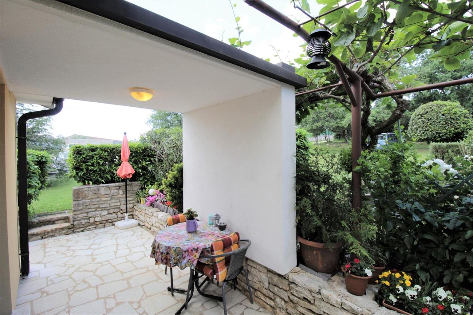 Apartments Graziella Zambratija