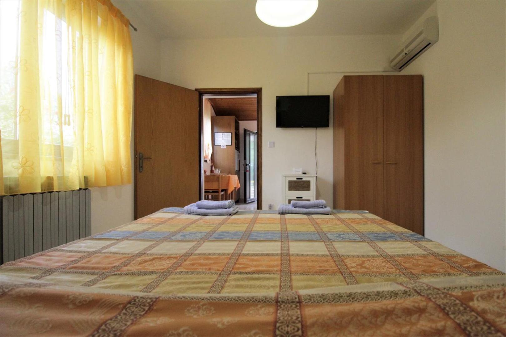 Apartments Graziella Zambratija