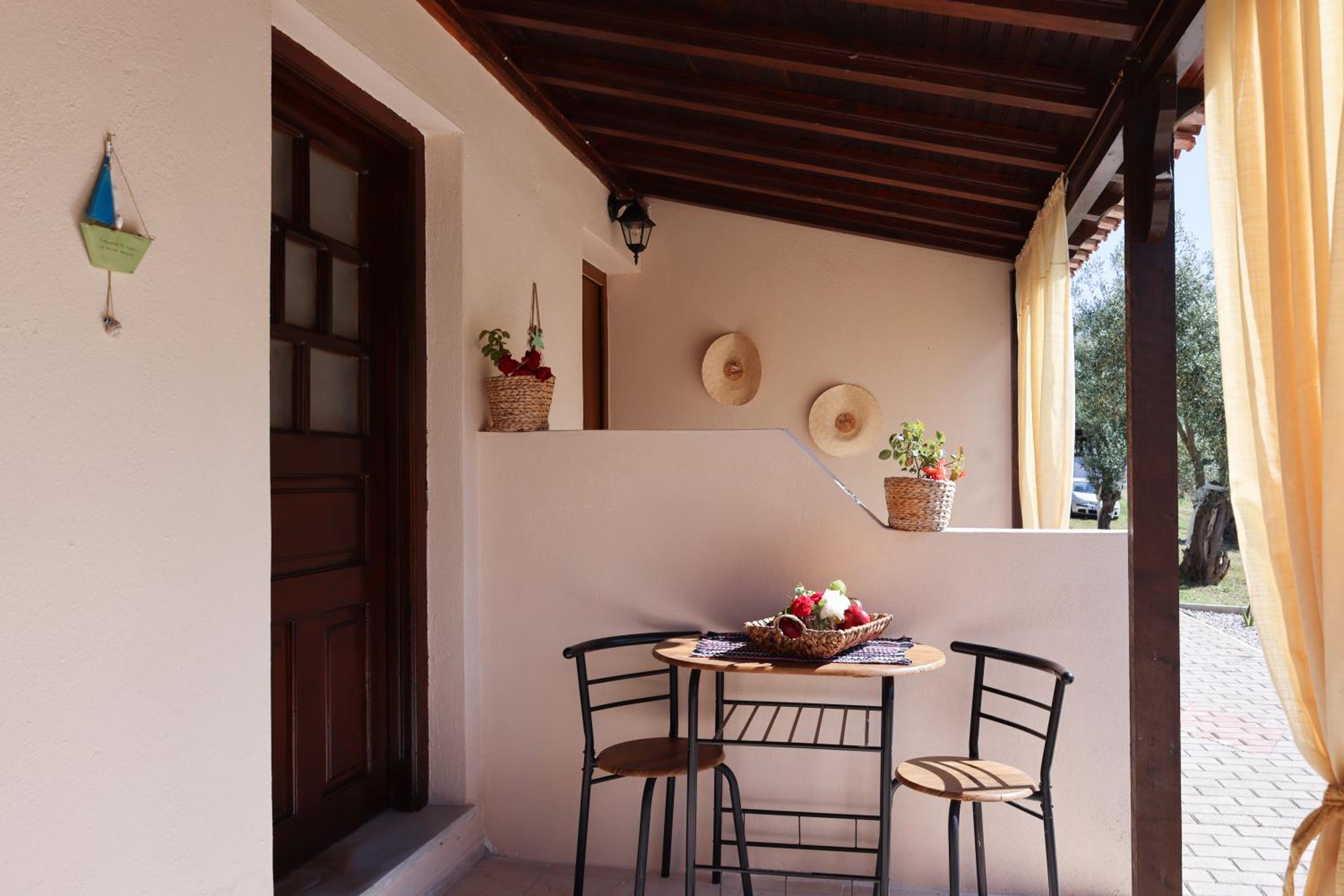 F & B Summer Collection - Skiathos - Maistrali for 2 Plus photo 3