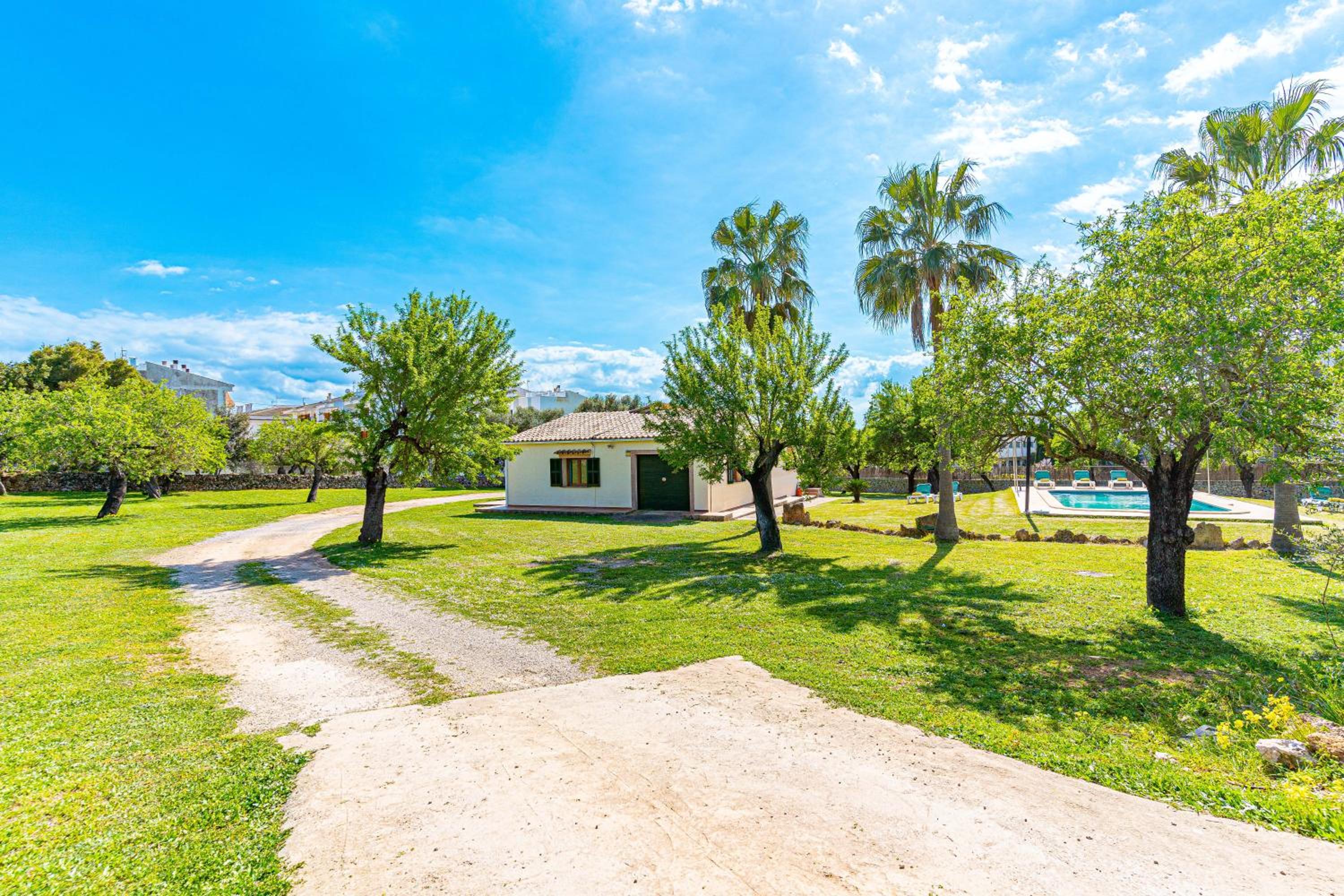 E392 Villa Gallina by Mallorca Villa Selection