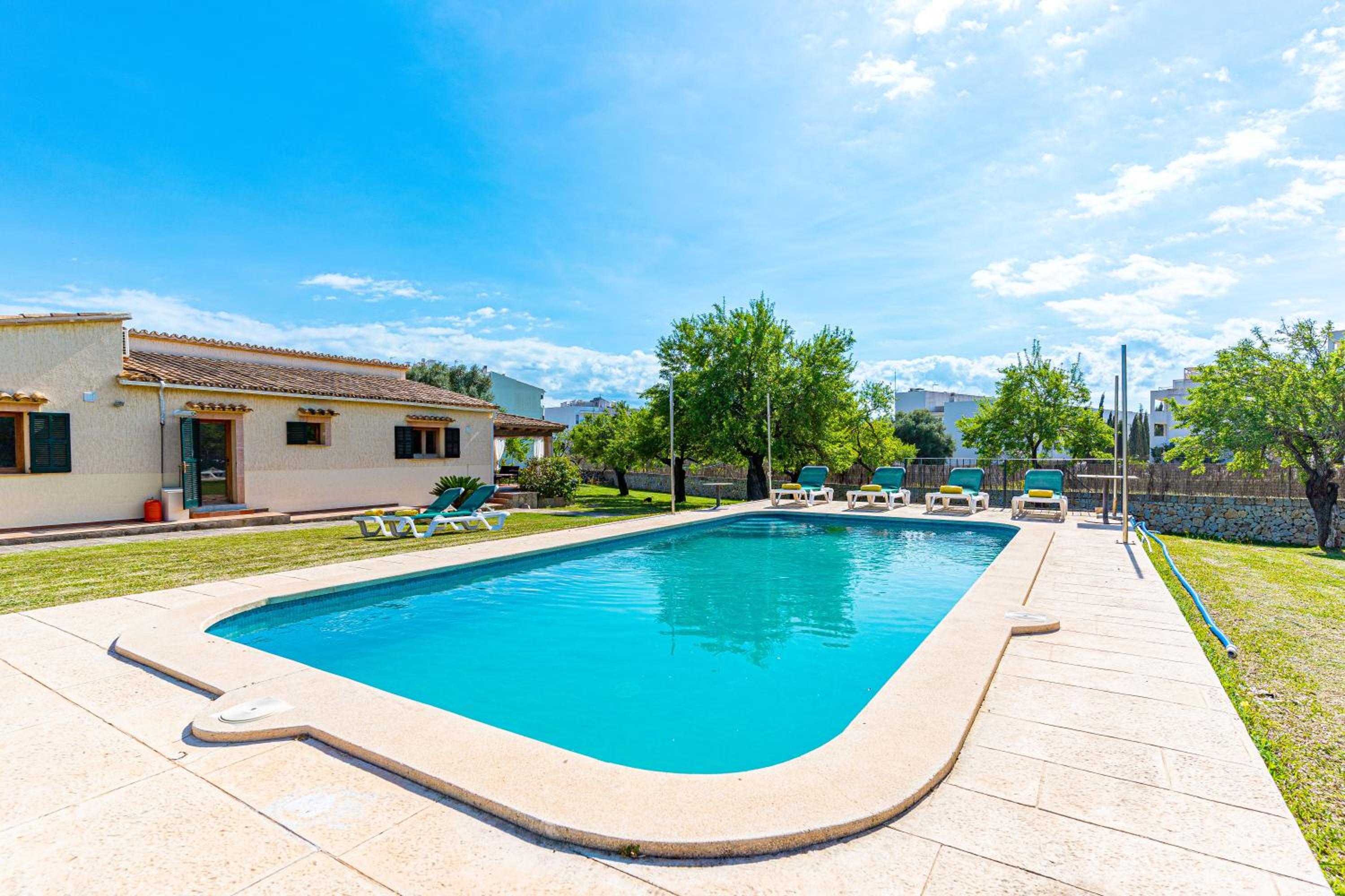E392 Villa Gallina by Mallorca Villa Selection