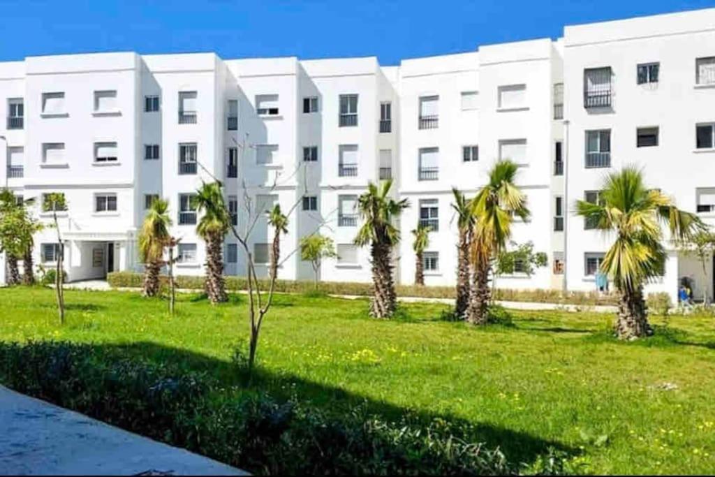 Bel appartement neuf et meublé avec charme view 3