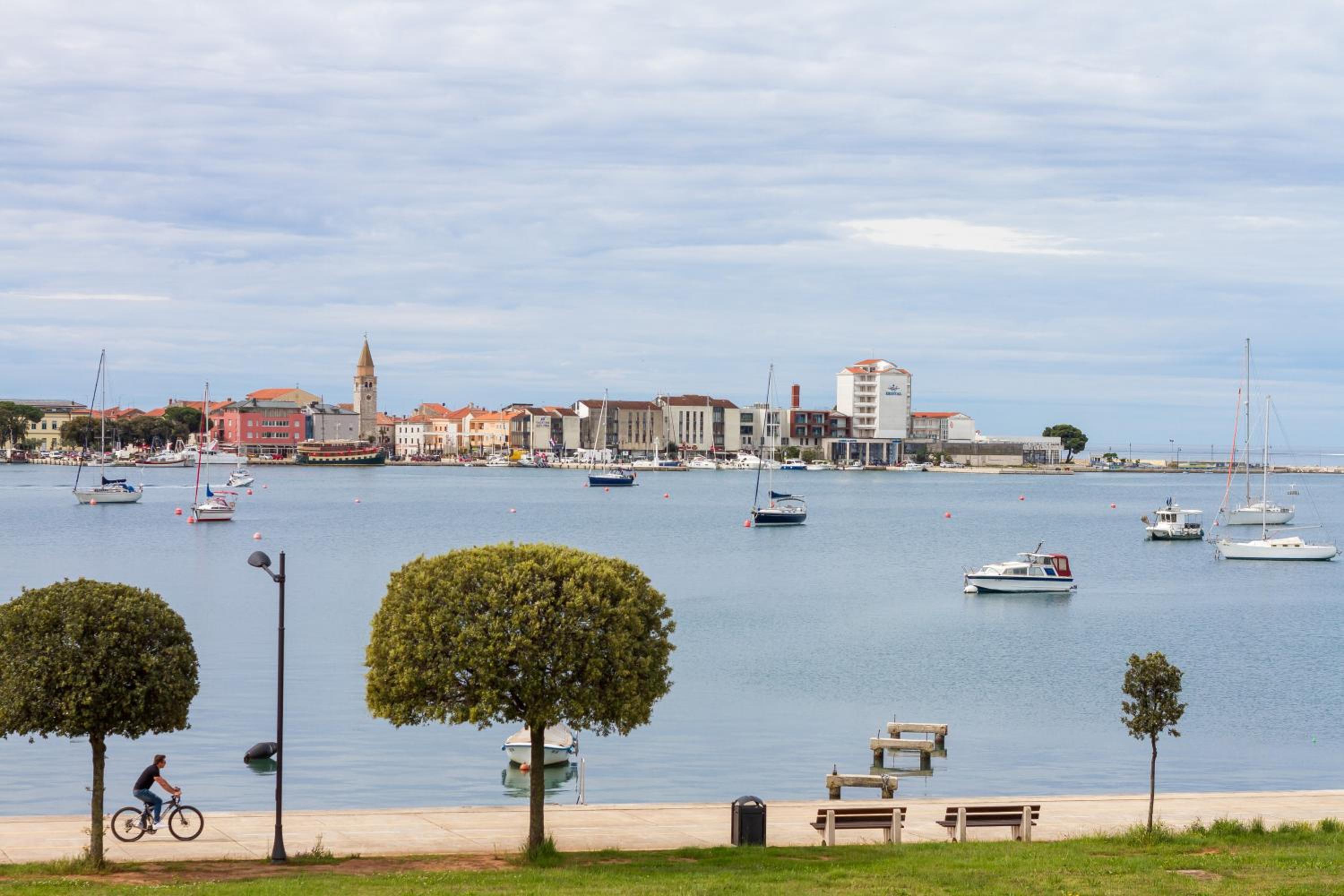 Supreme Apartment Miramare with Sea View
