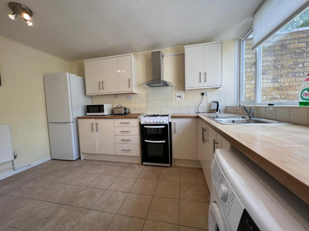Lovely 4bed property, London 8min to Oxford Street
