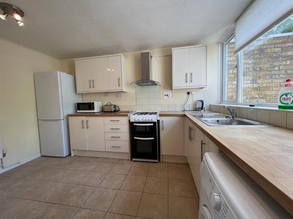 Lovely 4bed property, London 8min to Oxford Street