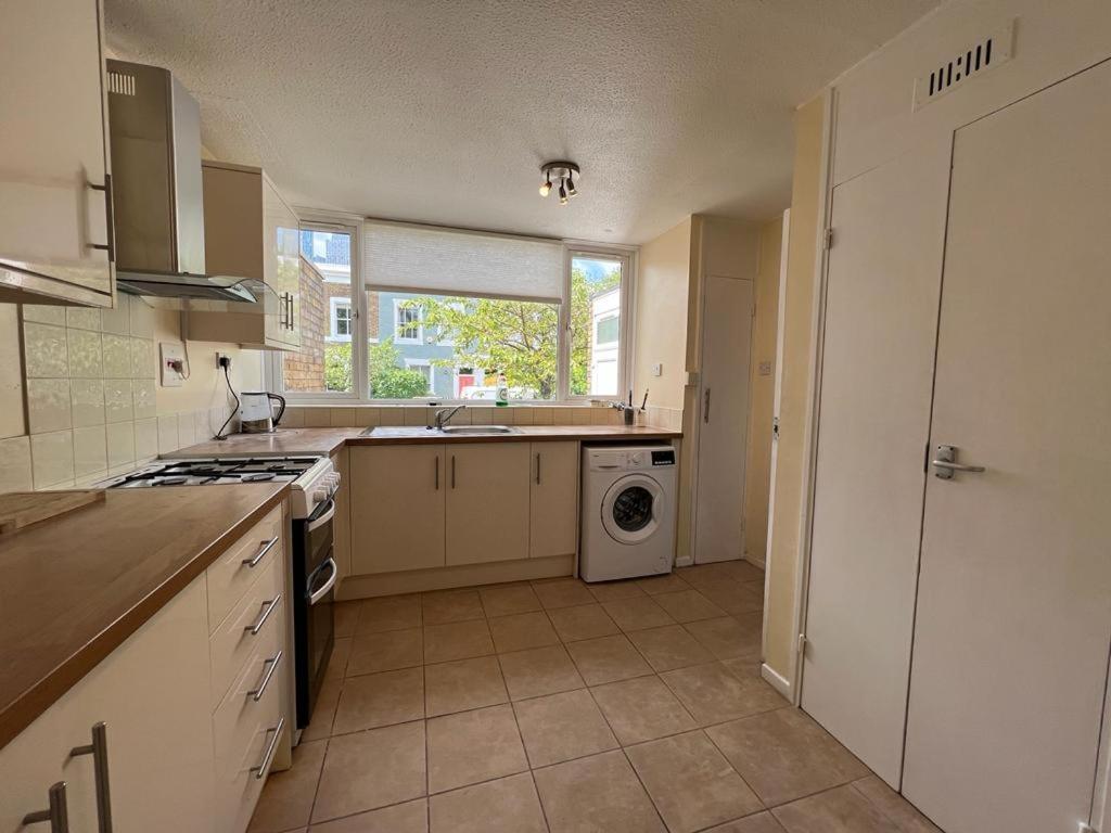 Lovely 4bed property, London 8min to Oxford Street