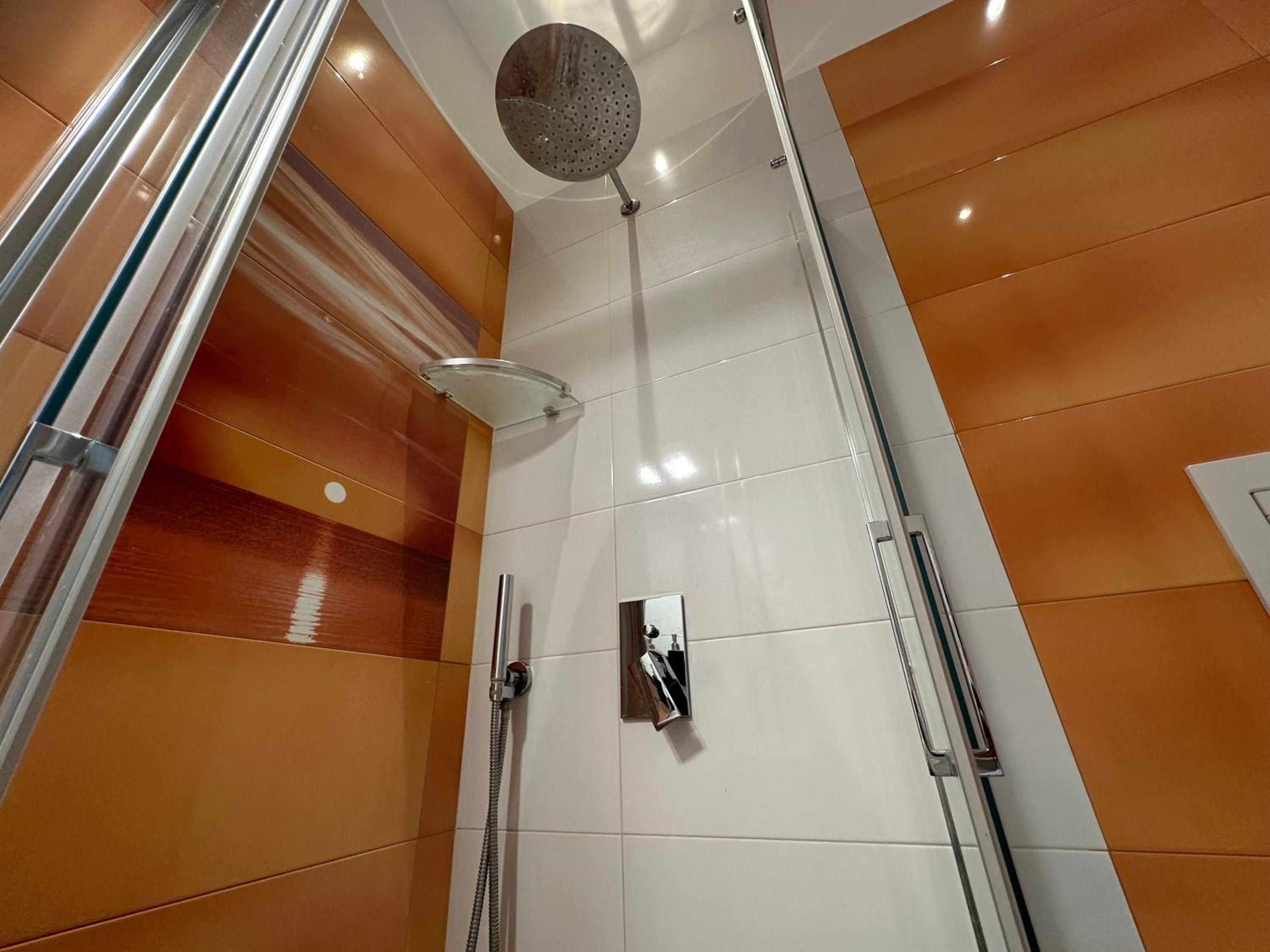 Domus Luca - Central Rooms in the Heart of Naples
