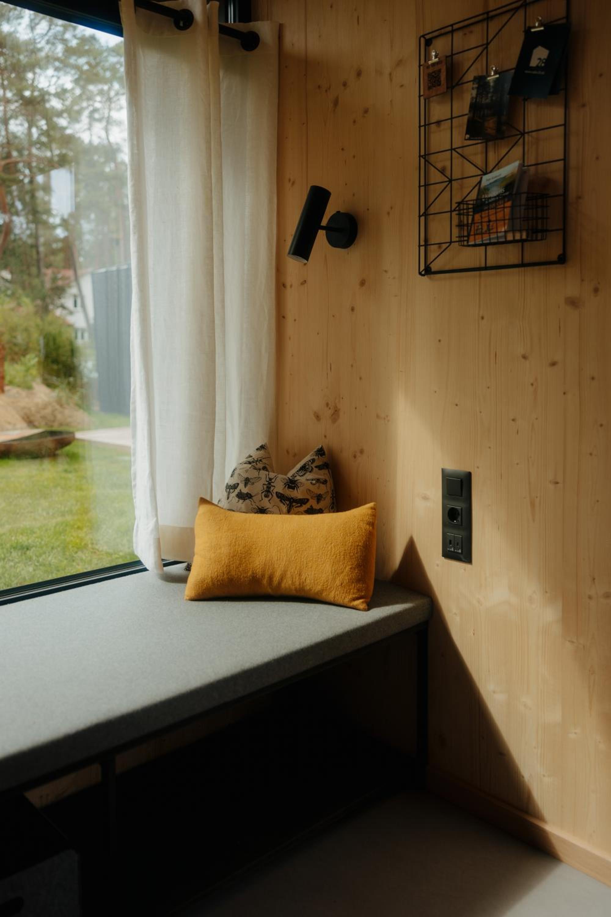 Cabin28