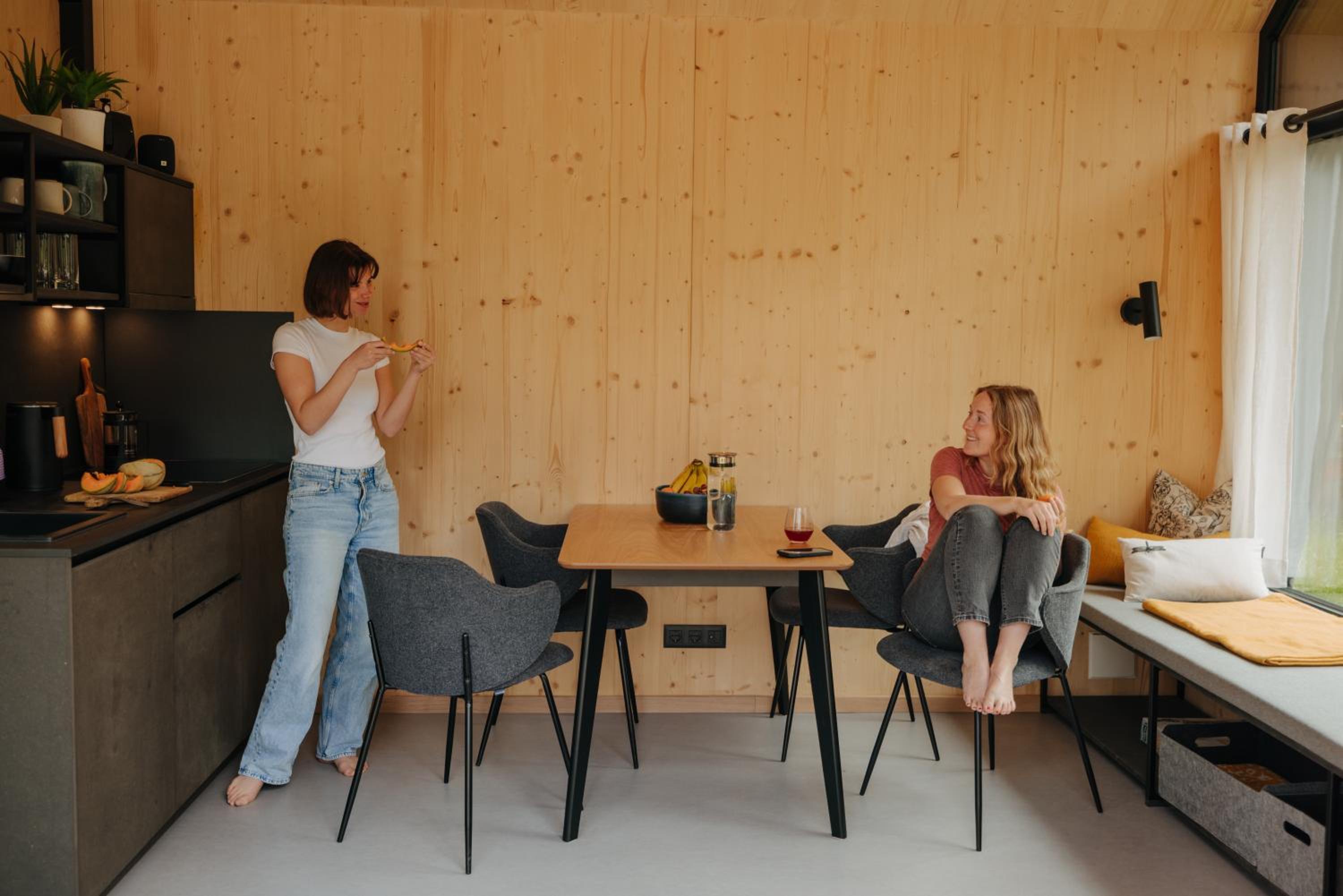 Cabin28
