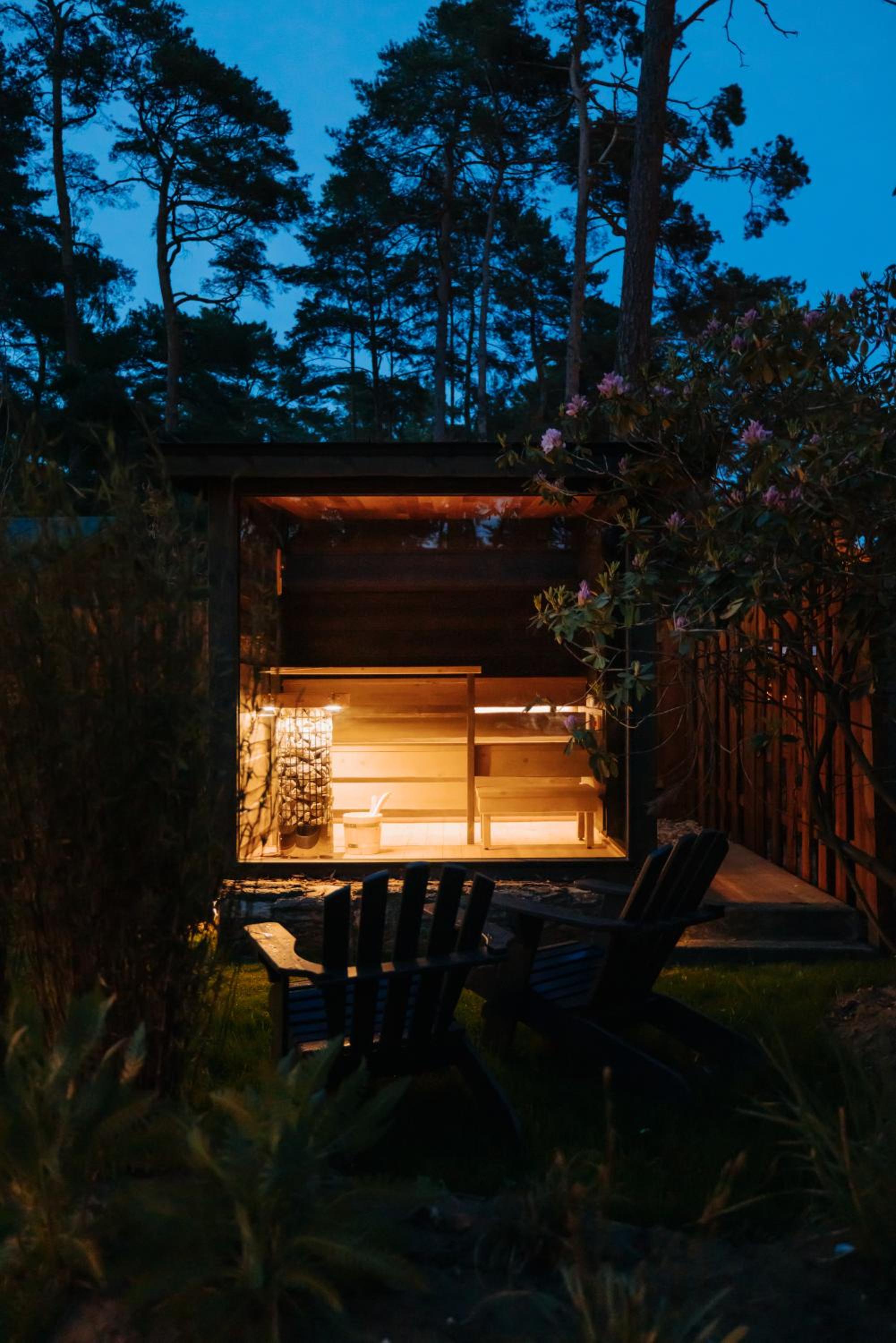 Cabin28