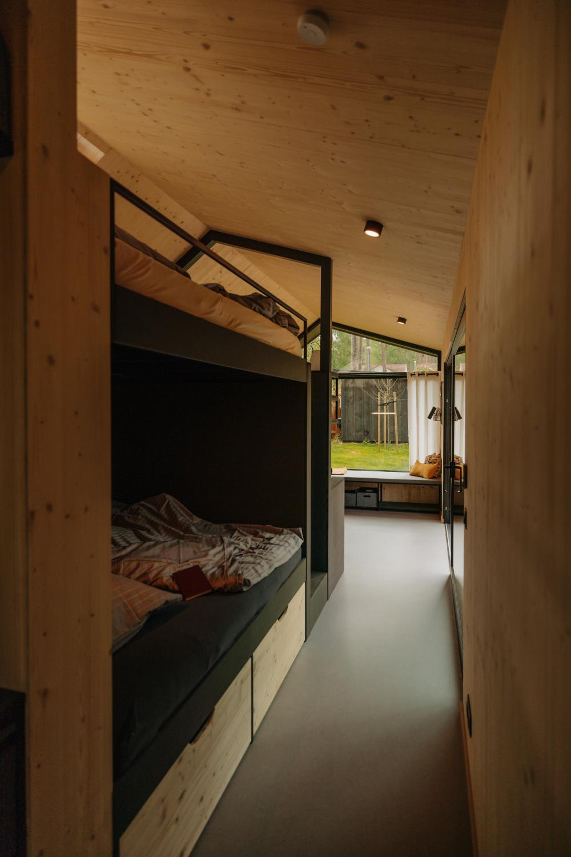 Cabin28