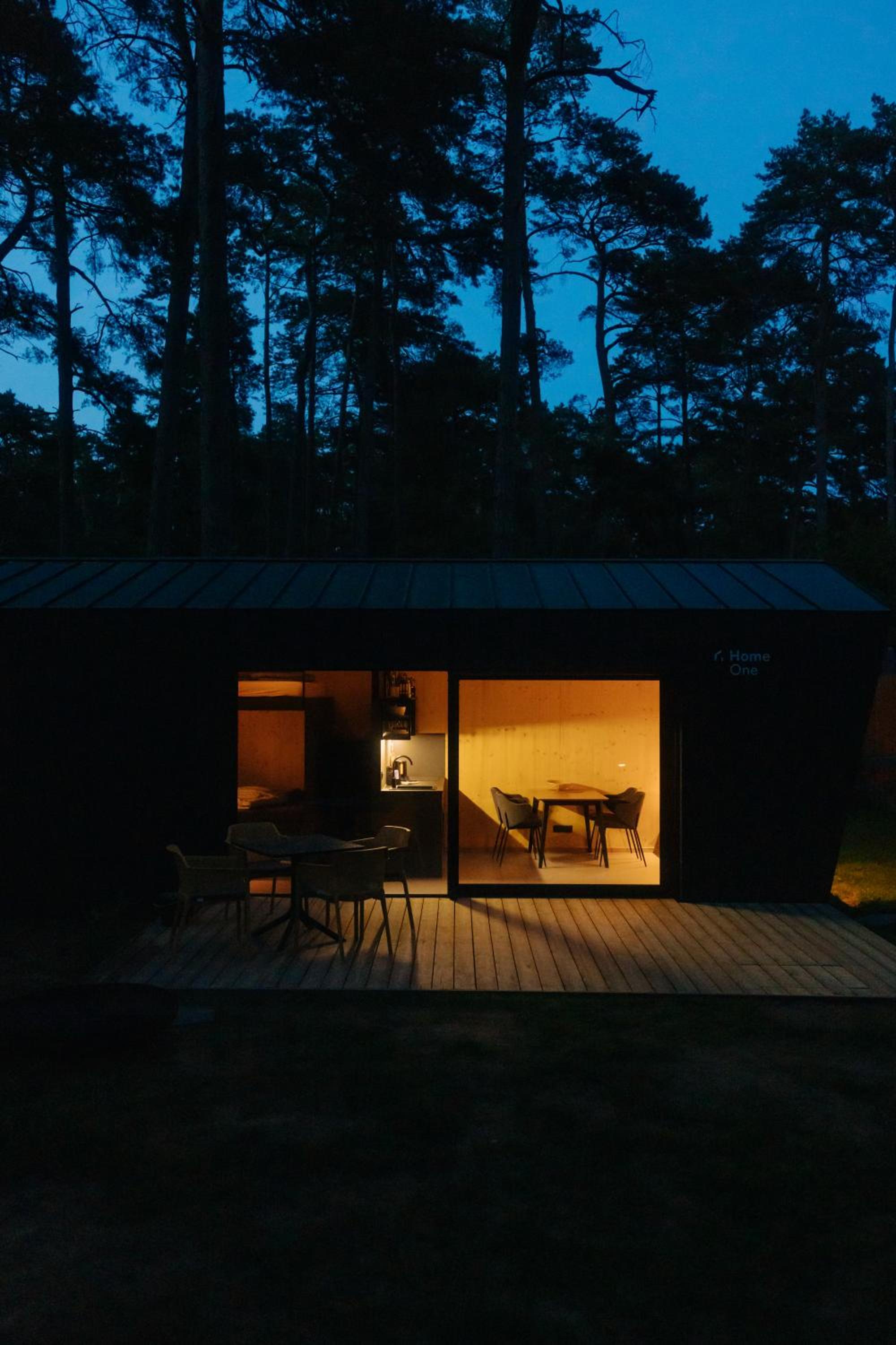 Cabin28
