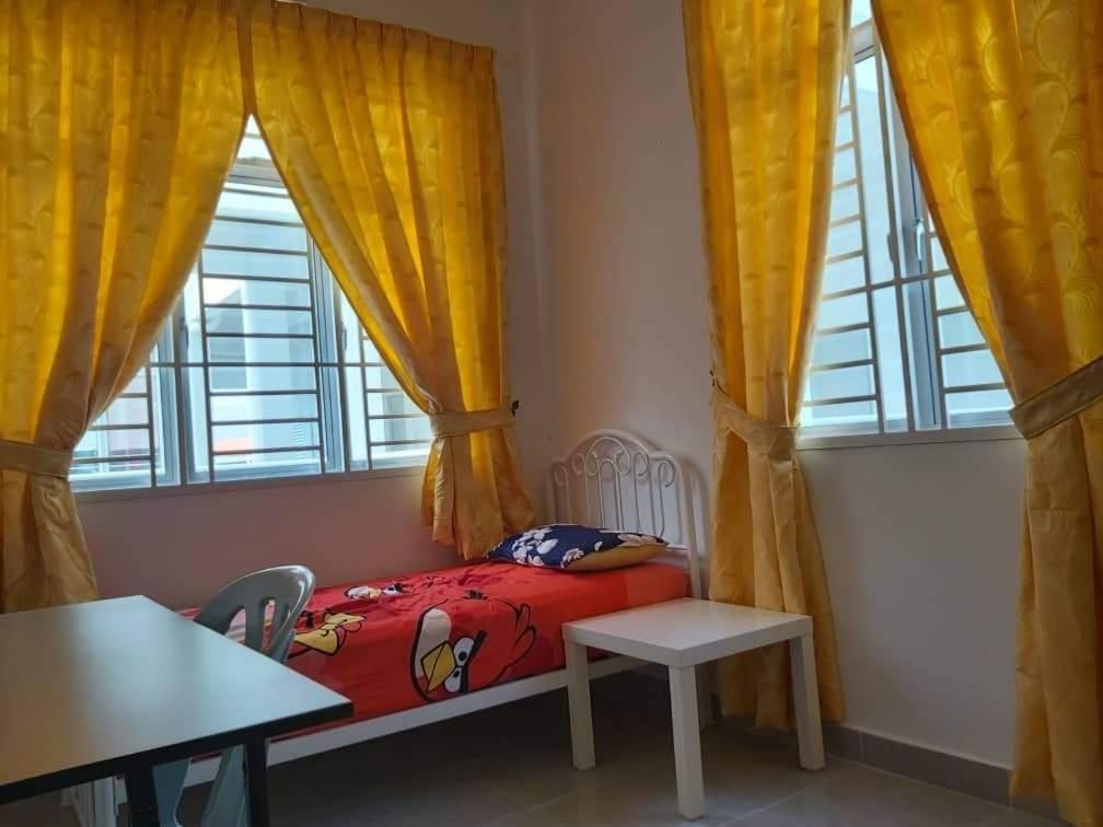 UshuHomestay