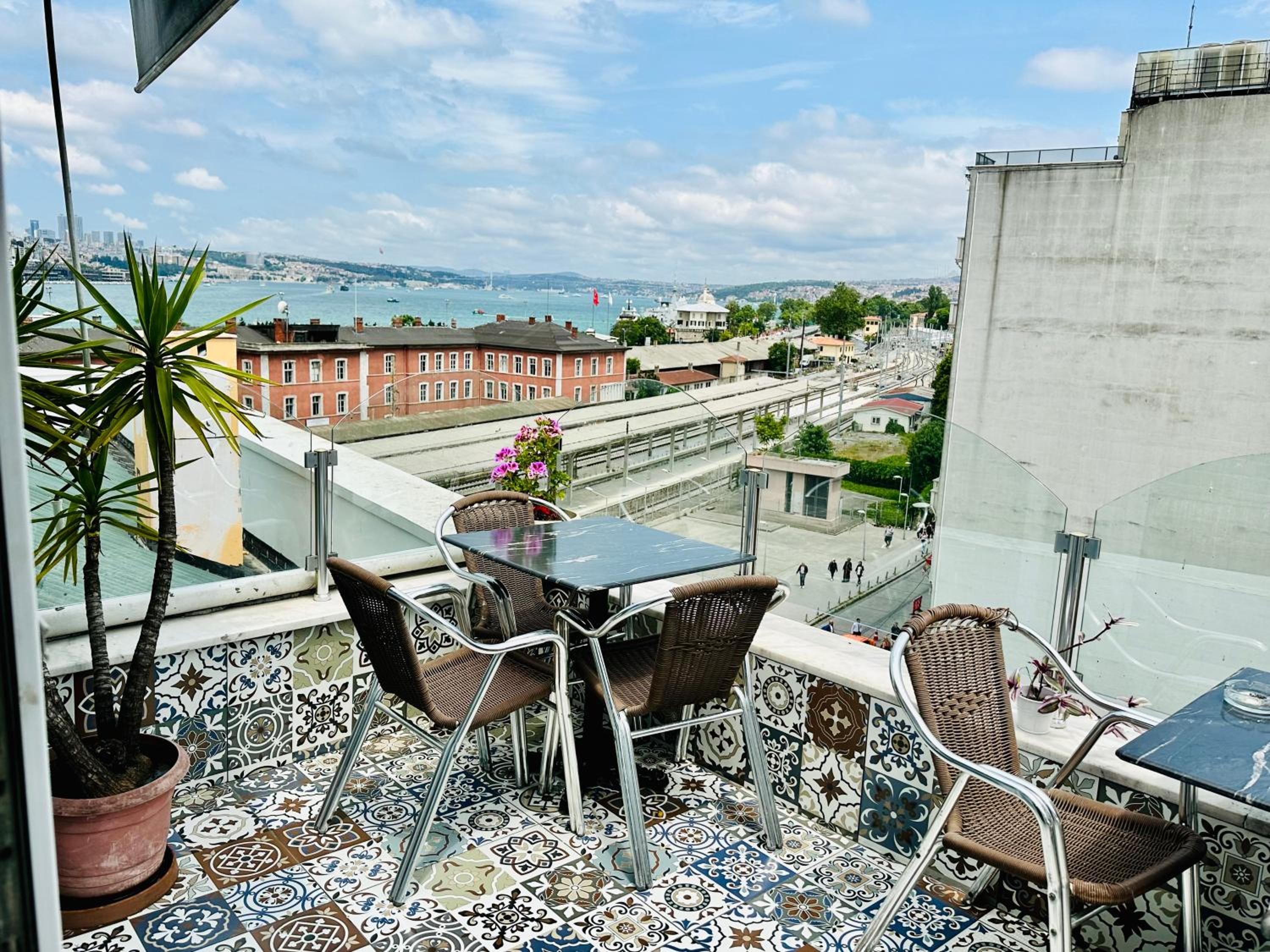 balance & terrace