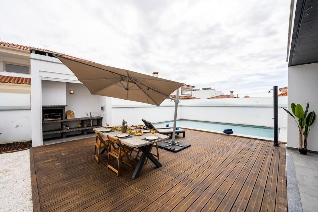 Villa Nazaré - Pool, BBQ and Boule/Petanque