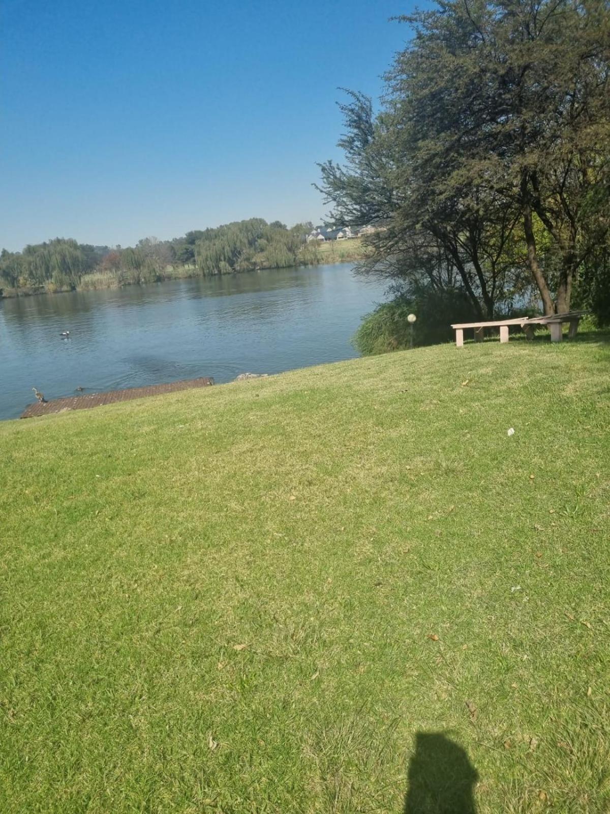 Emufuleni river logde