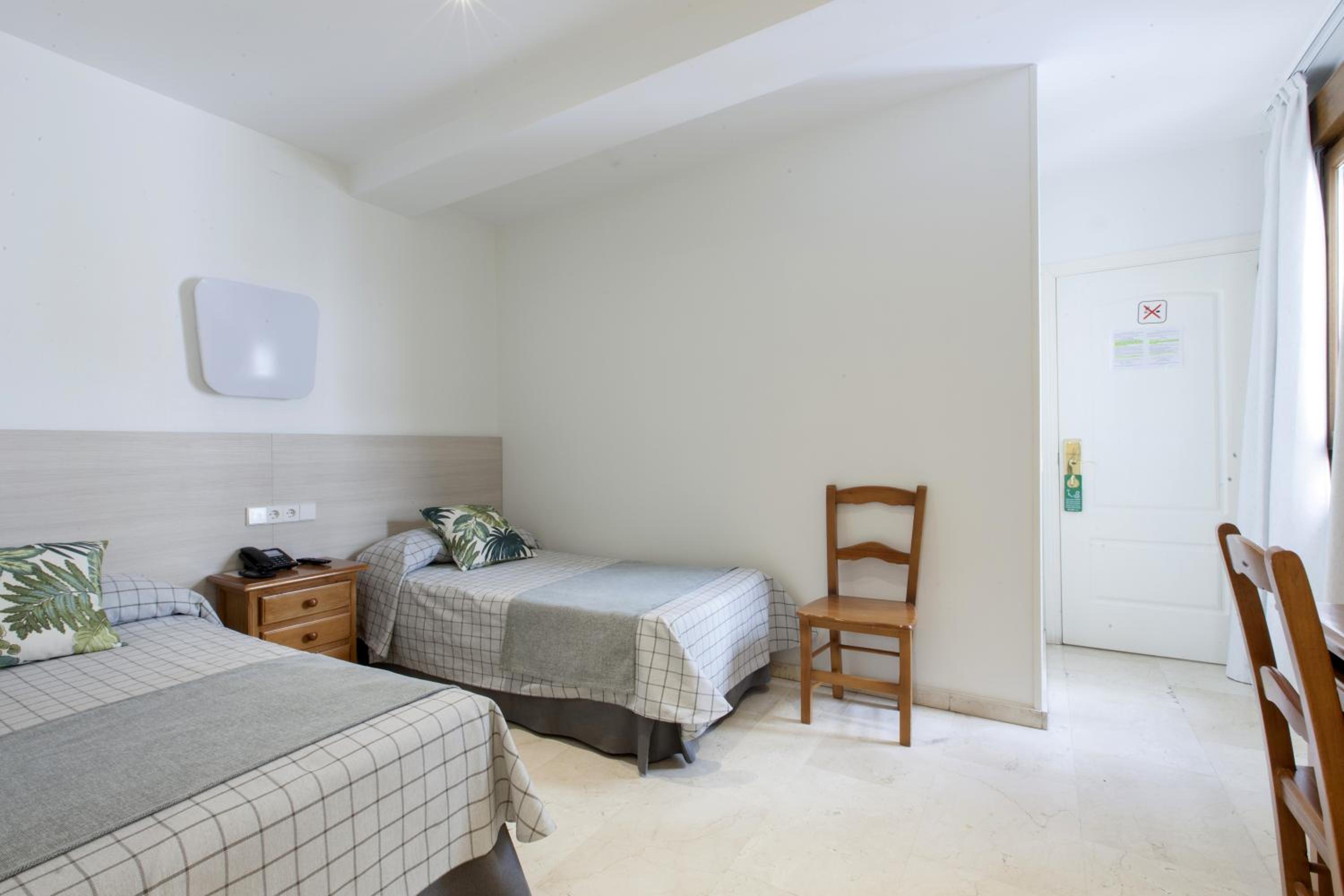 Hostal Castilla II Puerta del Sol