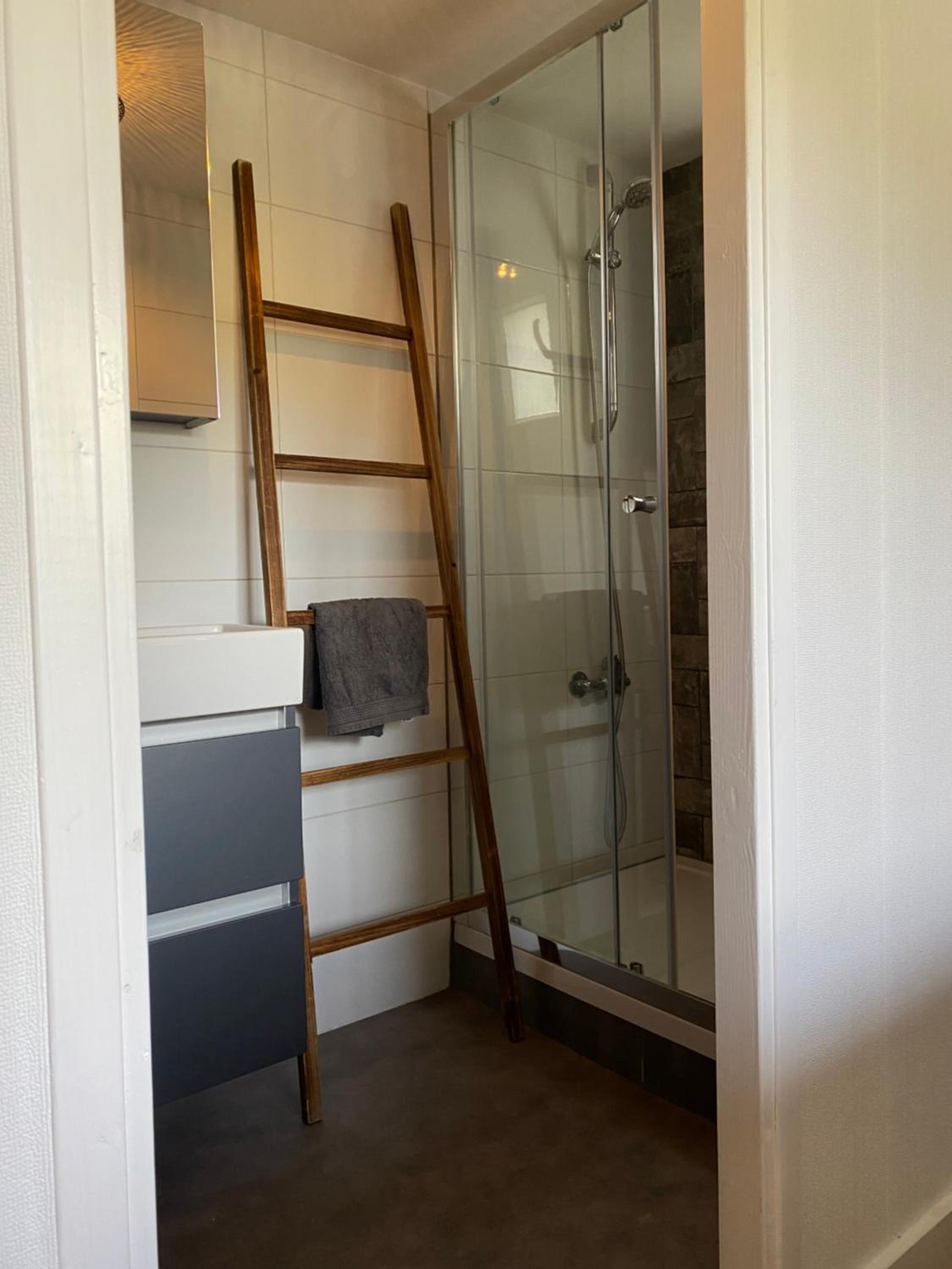 Vintage Relax Chalet met fijne hottub - Property Image 11