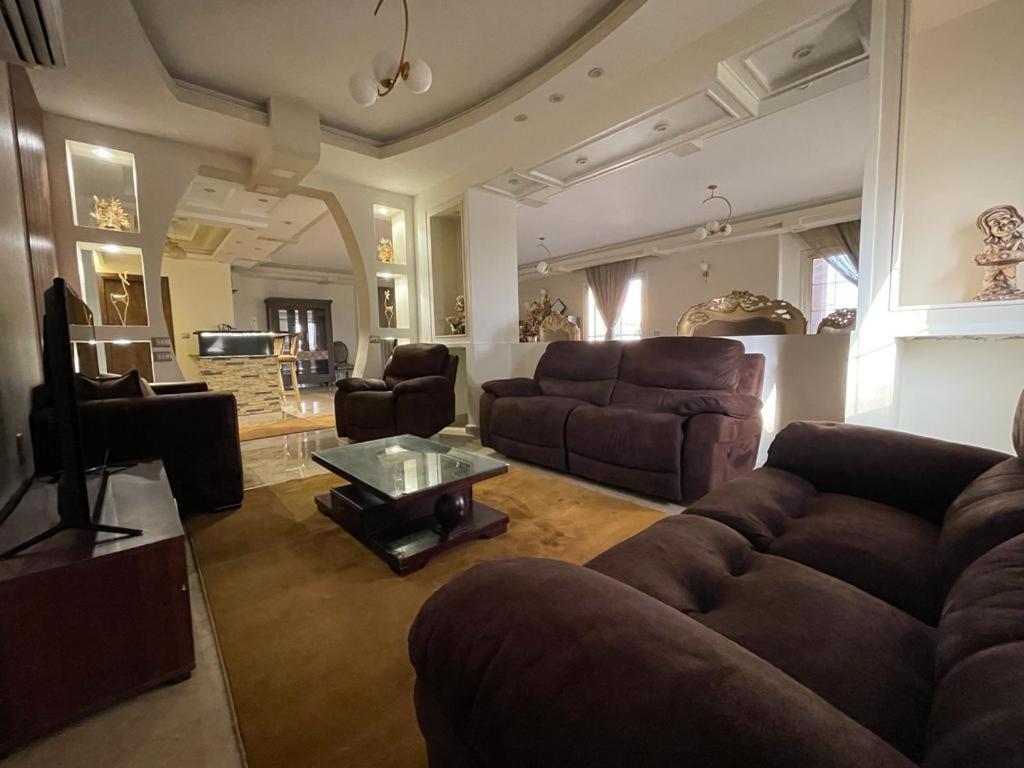 Sula Villa