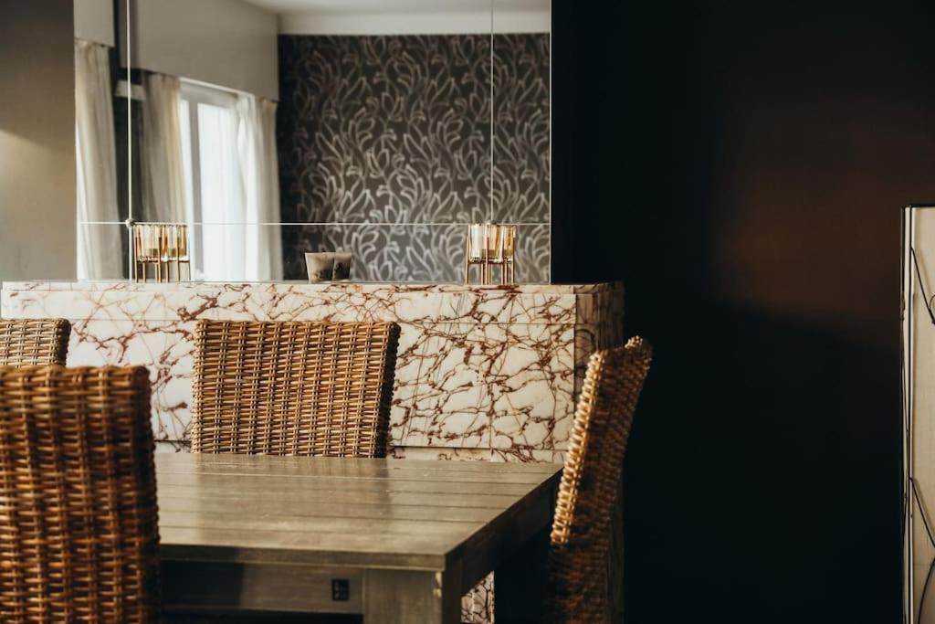 Le Caducée by WelcHome