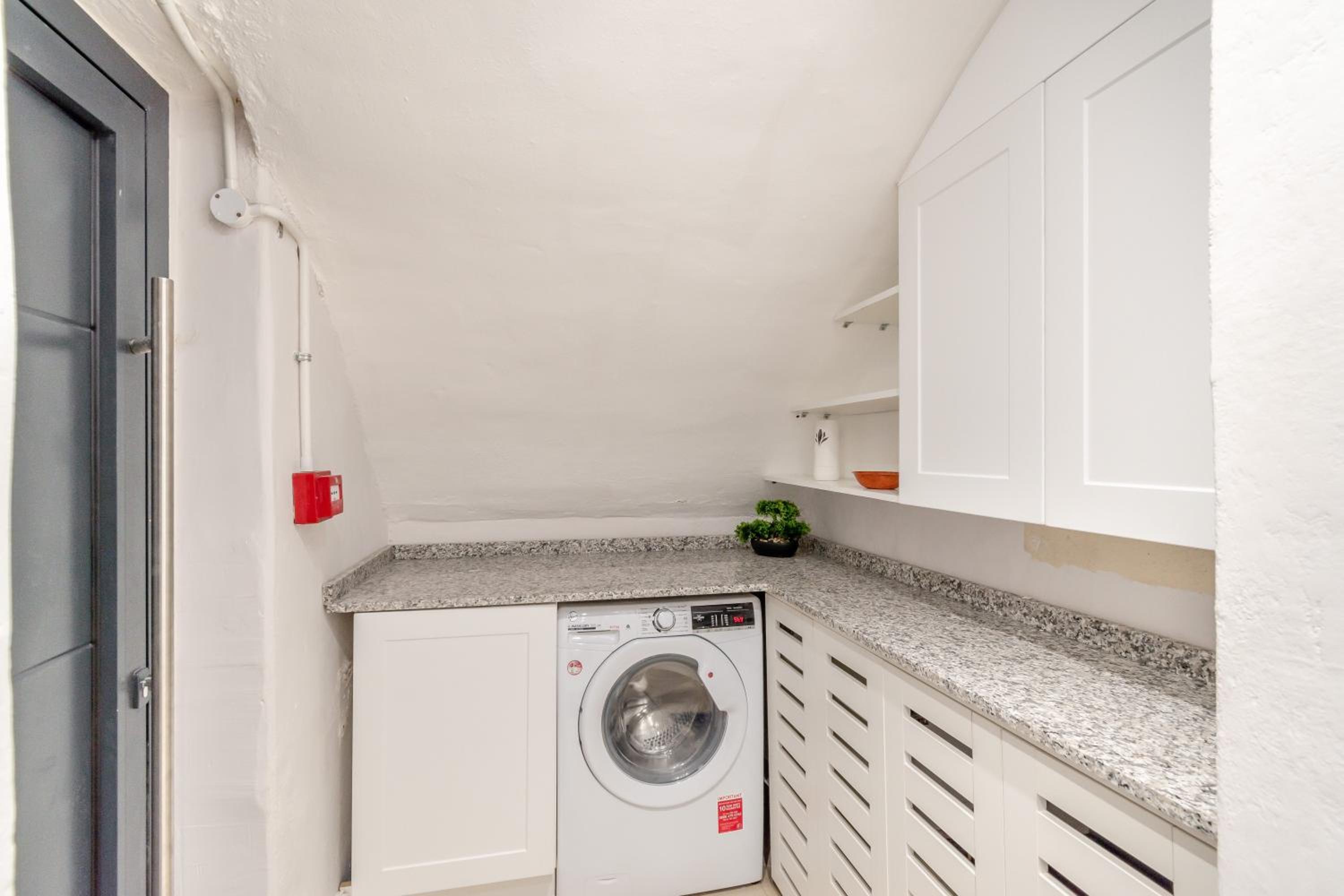 Entire Garden Flat with Parking - Portobello Road